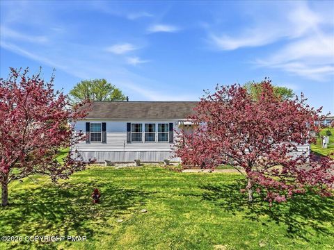 Mobile Home For Sale - 195 Nick Lane<br/> Lehighton, PA 18235