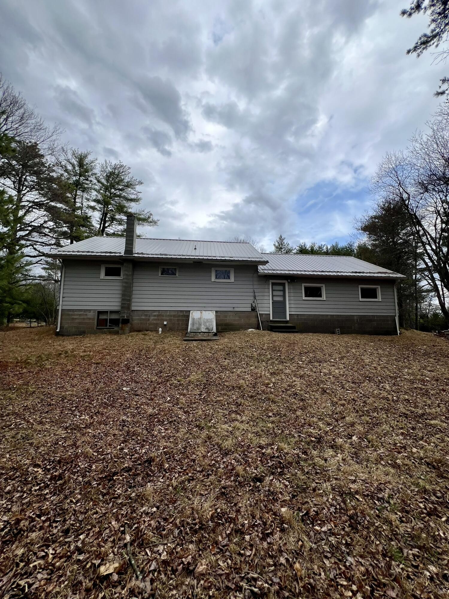 697 Wooddale Road, East Stroudsburg, Pennsylvania image 6