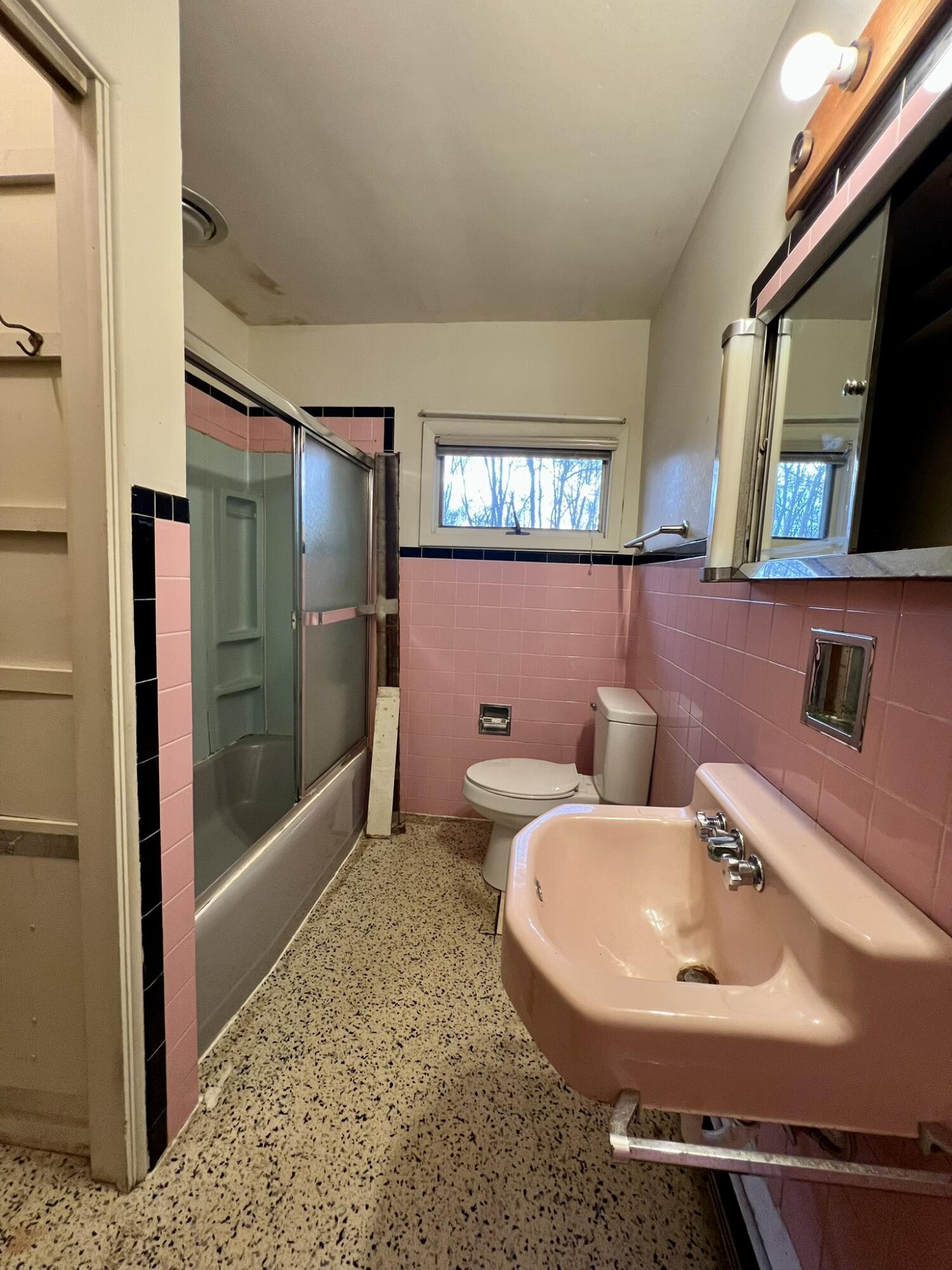 697 Wooddale Road, East Stroudsburg, Pennsylvania image 18
