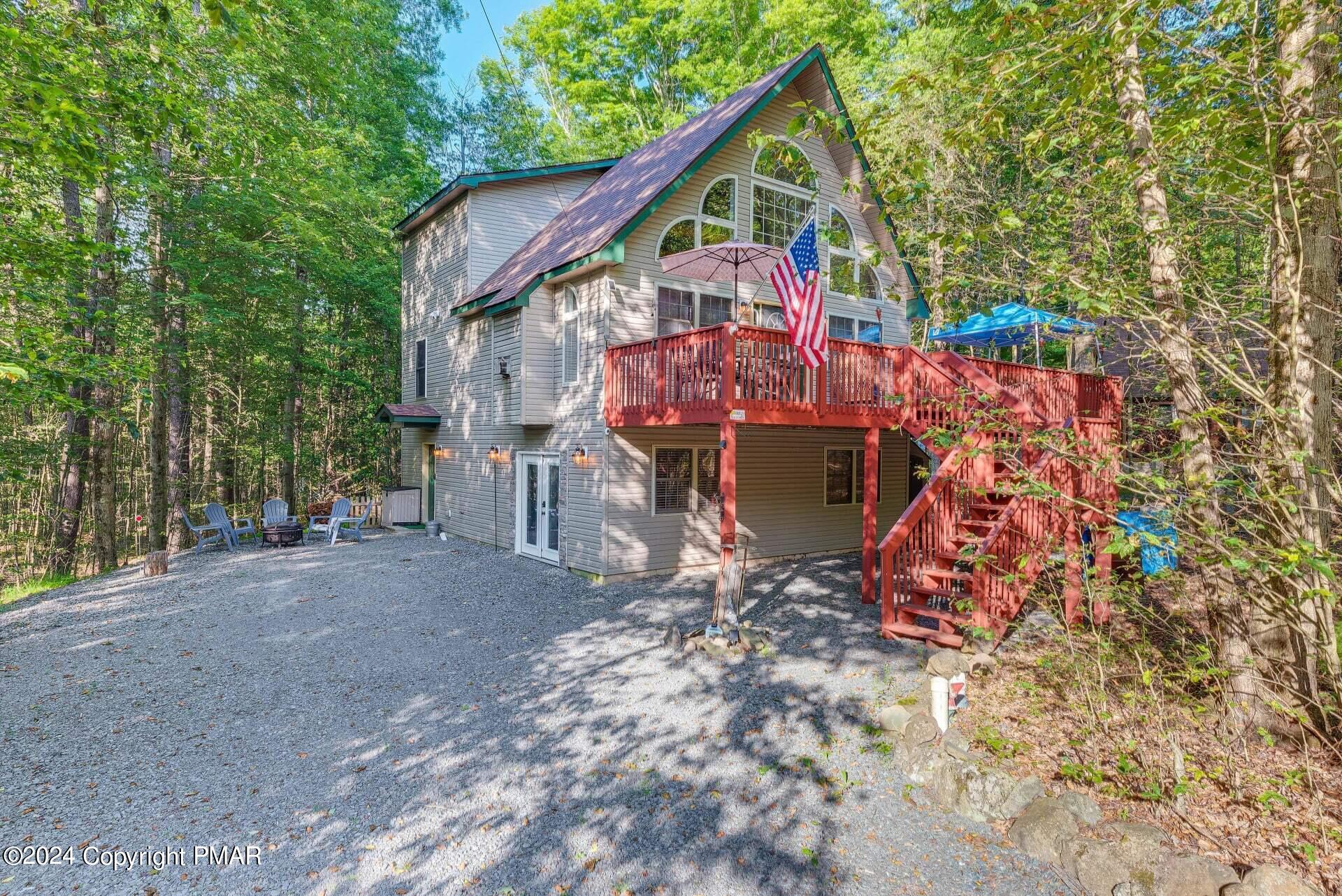 145 Paxinos Drive, Pocono Lake, Pennsylvania image 1