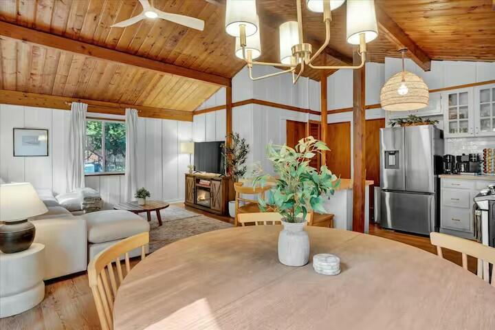 328 Sidney Avenue, Pocono Summit, Pennsylvania image 4