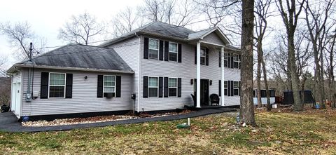 134 Durham Court Bushkill PA 18324