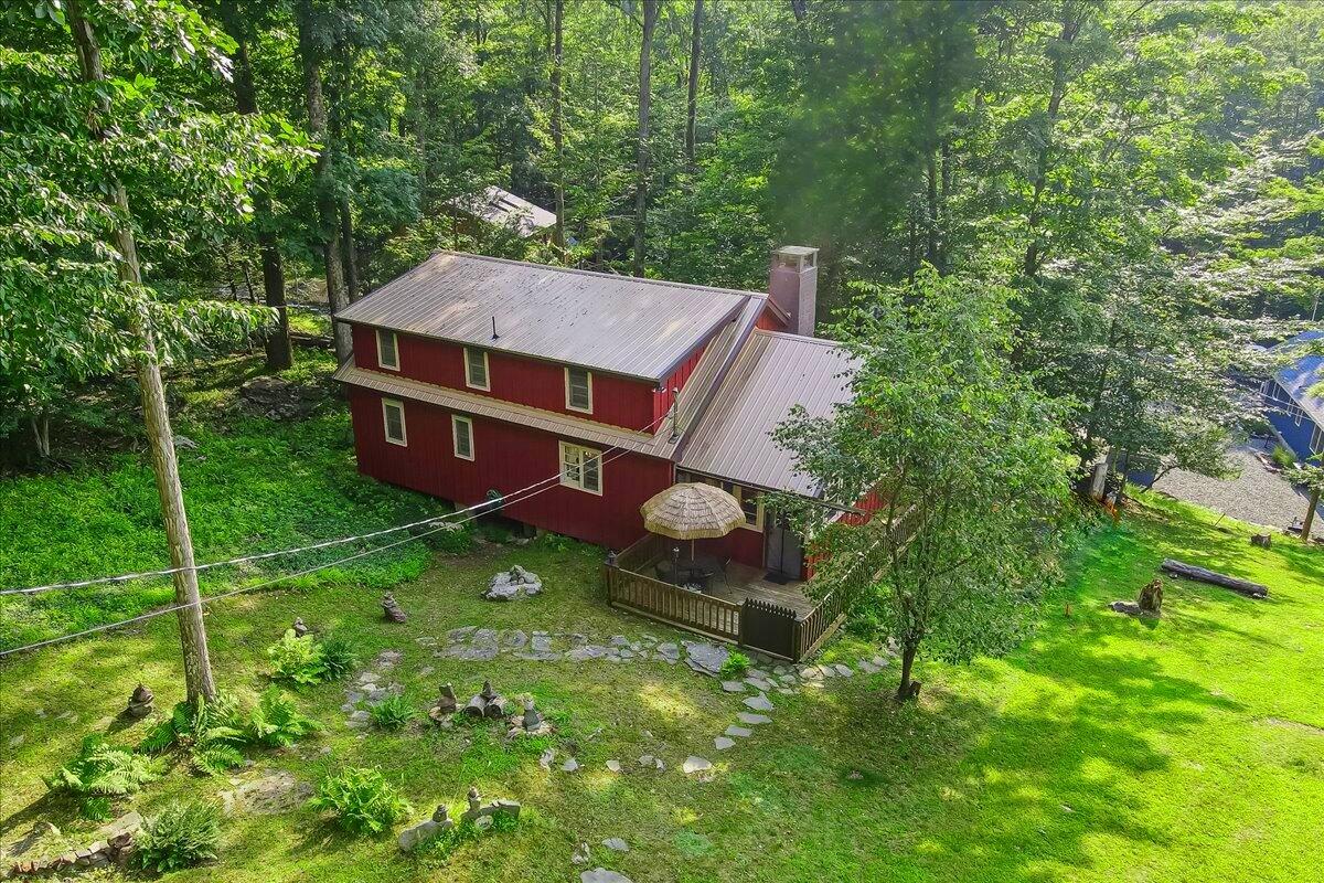 112 Beechwood Cove Road, Greentown, Pennsylvania image 8
