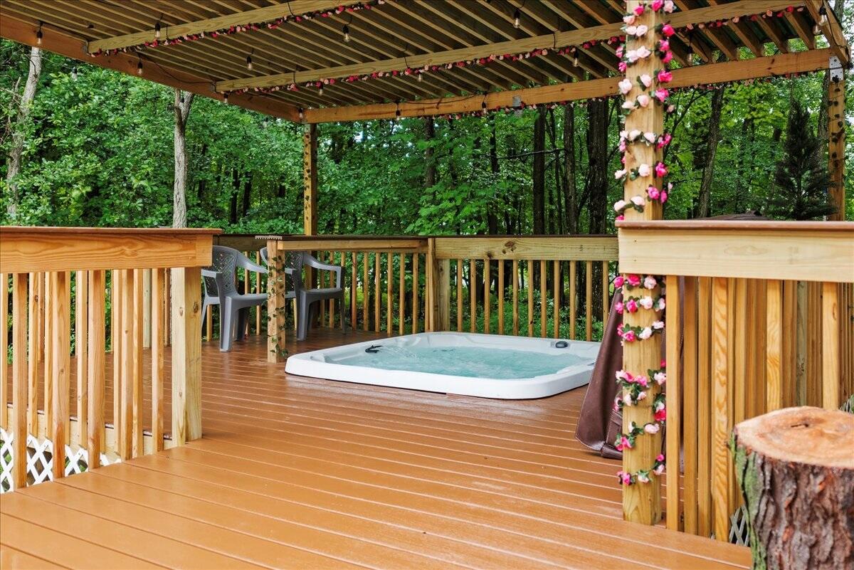 2115 Mink Lane, Long Pond, Pennsylvania image 7