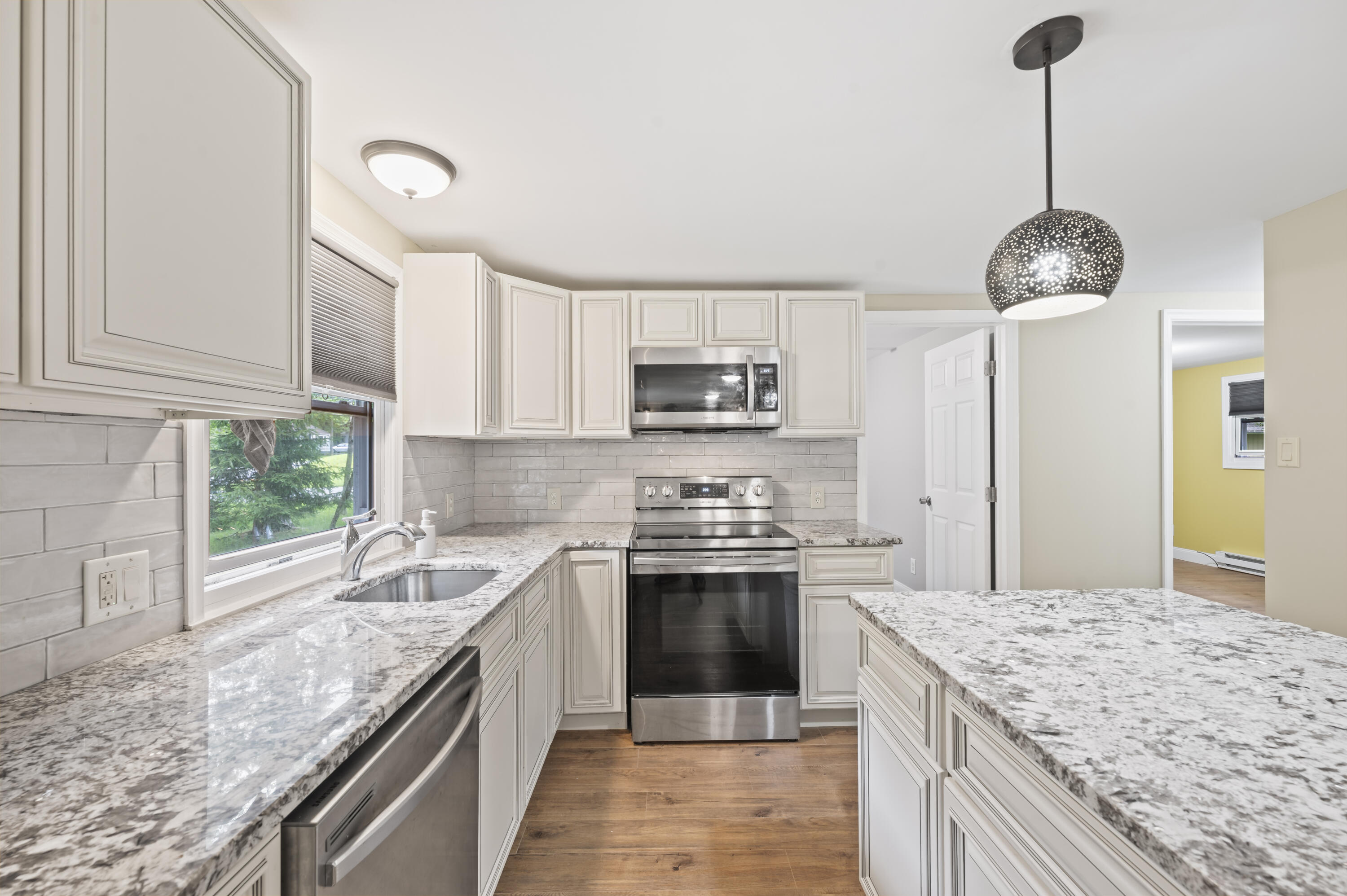 Albrightsville, Pennsylvania 18210, United States, 3 Bedrooms Bedrooms, ,2 BathroomsBathrooms,Residential,Active,167810