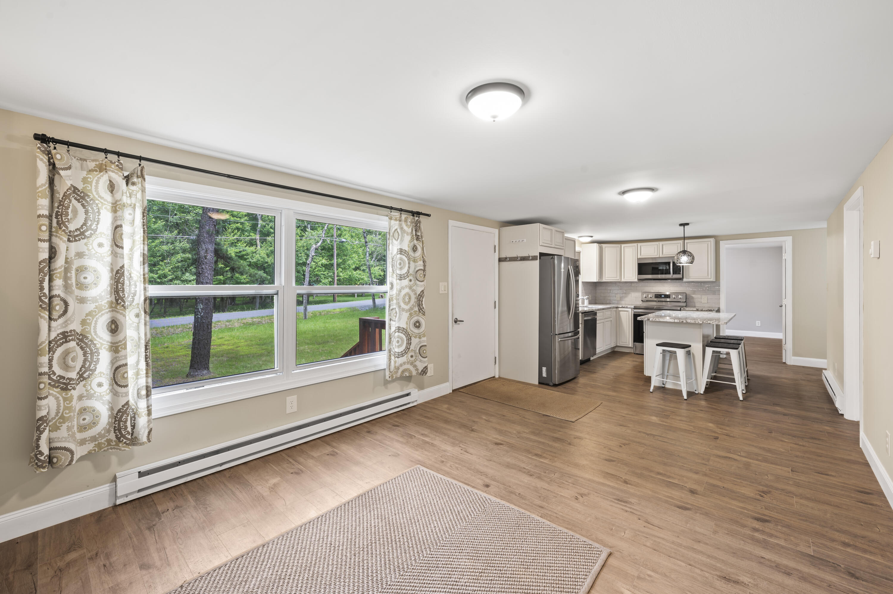 Albrightsville, Pennsylvania 18210, United States, 3 Bedrooms Bedrooms, ,2 BathroomsBathrooms,Residential,Active,167810