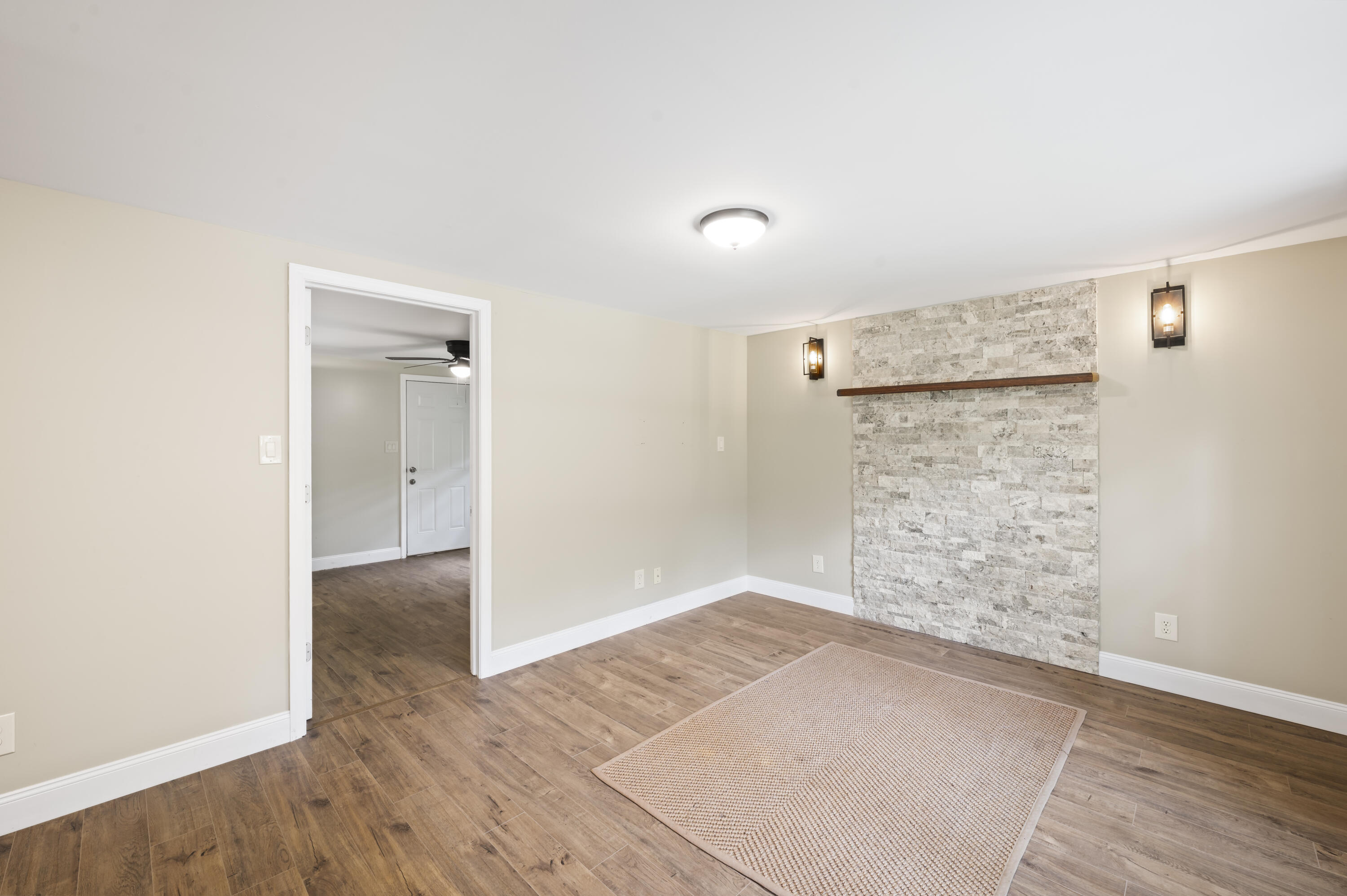 Albrightsville, Pennsylvania 18210, United States, 3 Bedrooms Bedrooms, ,2 BathroomsBathrooms,Residential,Active,167810