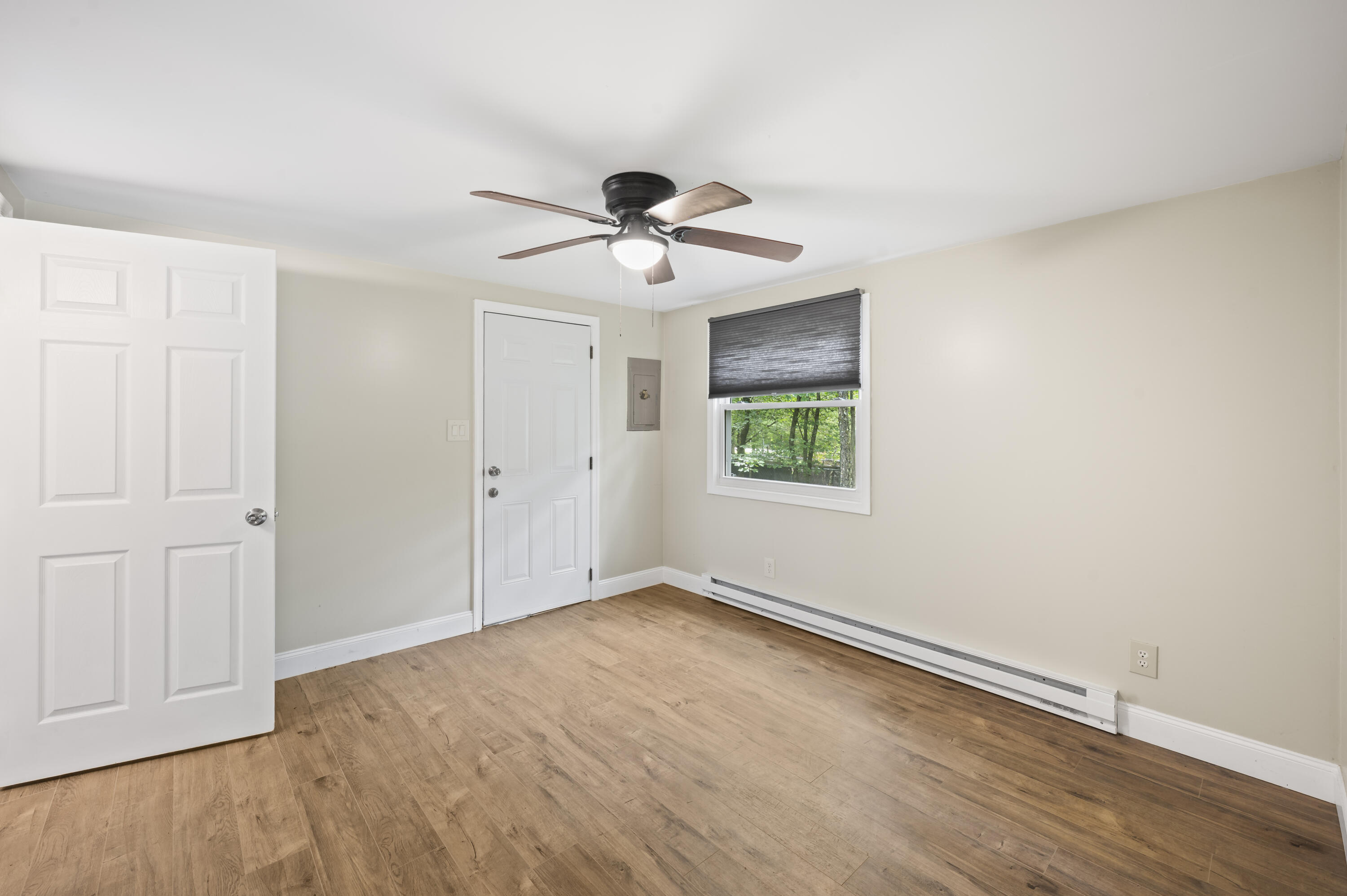 Albrightsville, Pennsylvania 18210, United States, 3 Bedrooms Bedrooms, ,2 BathroomsBathrooms,Residential,Active,167810