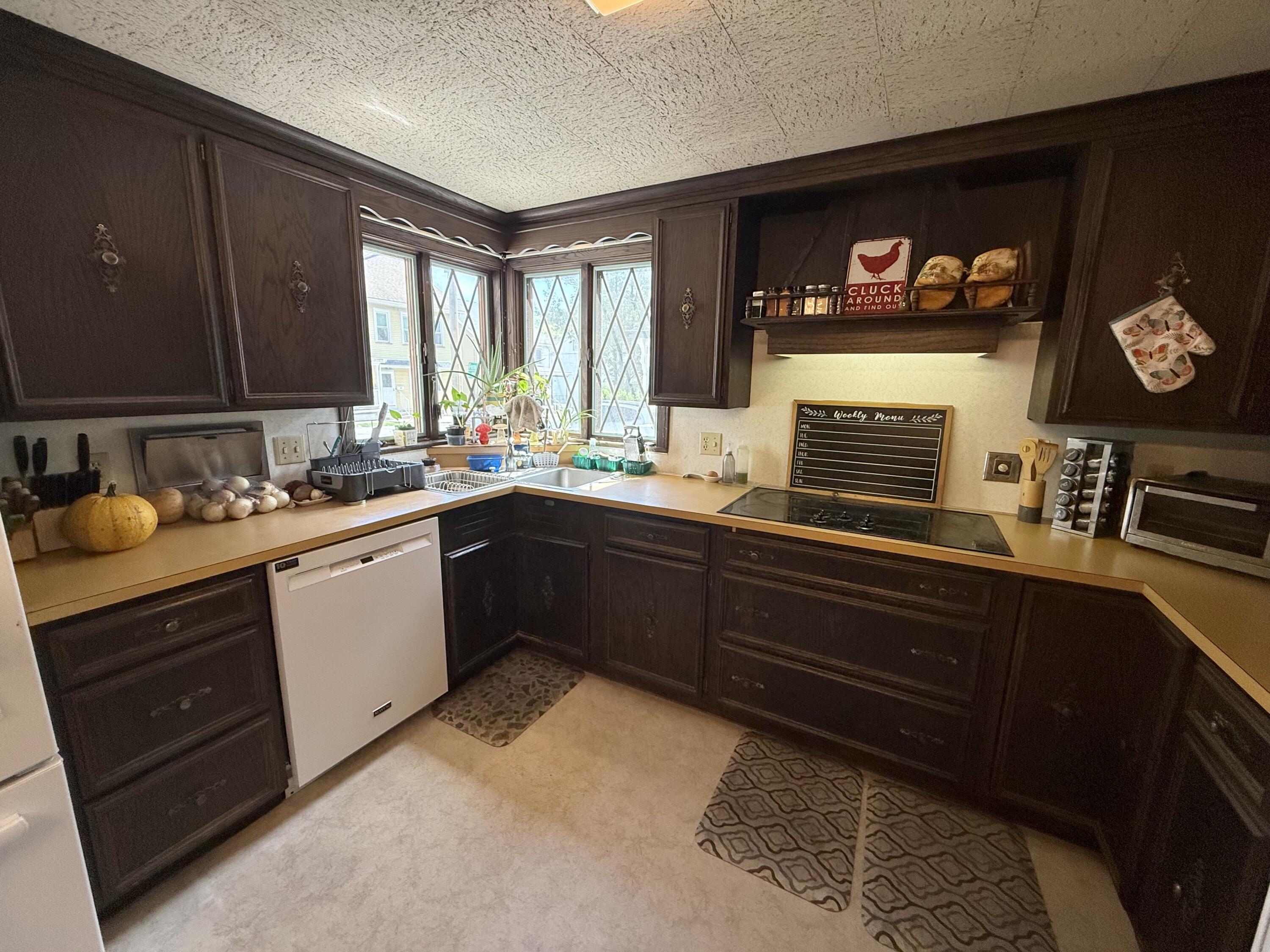 16 E 4th Street, Jim Thorpe, Pennsylvania image 3
