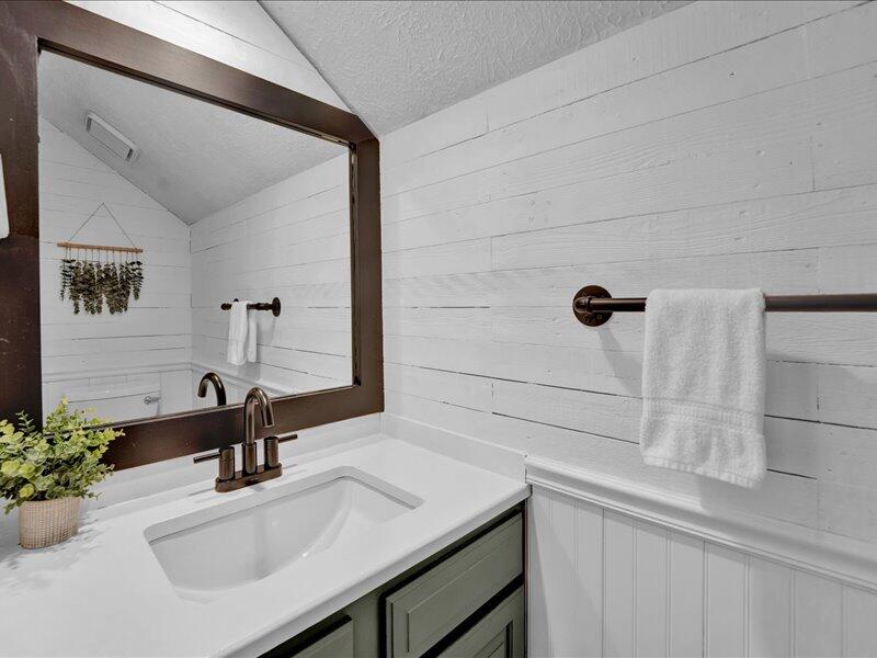 216 Snow Ridge Circle, Lake Harmony, Pennsylvania image 25