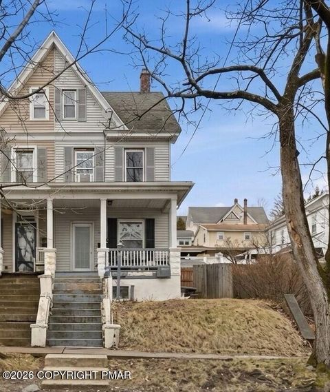 Homes For Sale - 10 W 7th Street<br/> Carbon County, Jim Thorpe, PA 18229