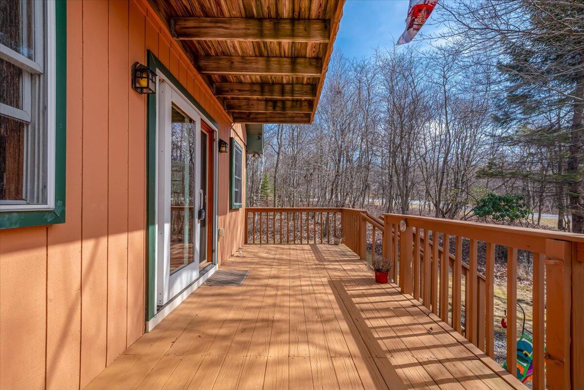 660 Twisted Oak Lane, Effort, Pennsylvania image 12