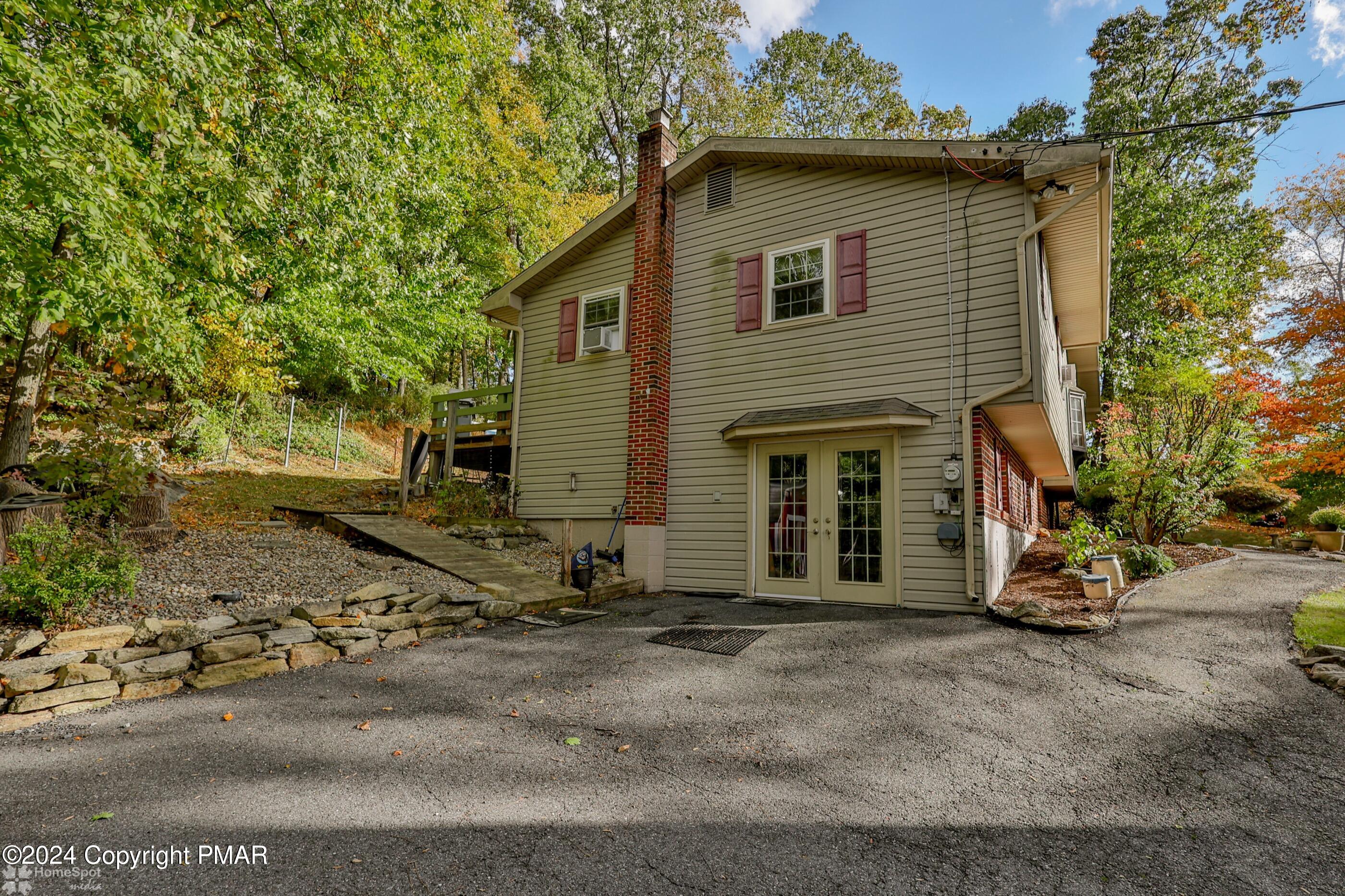 3617 Lower Saucon Road, Hellertown, Pennsylvania image 4