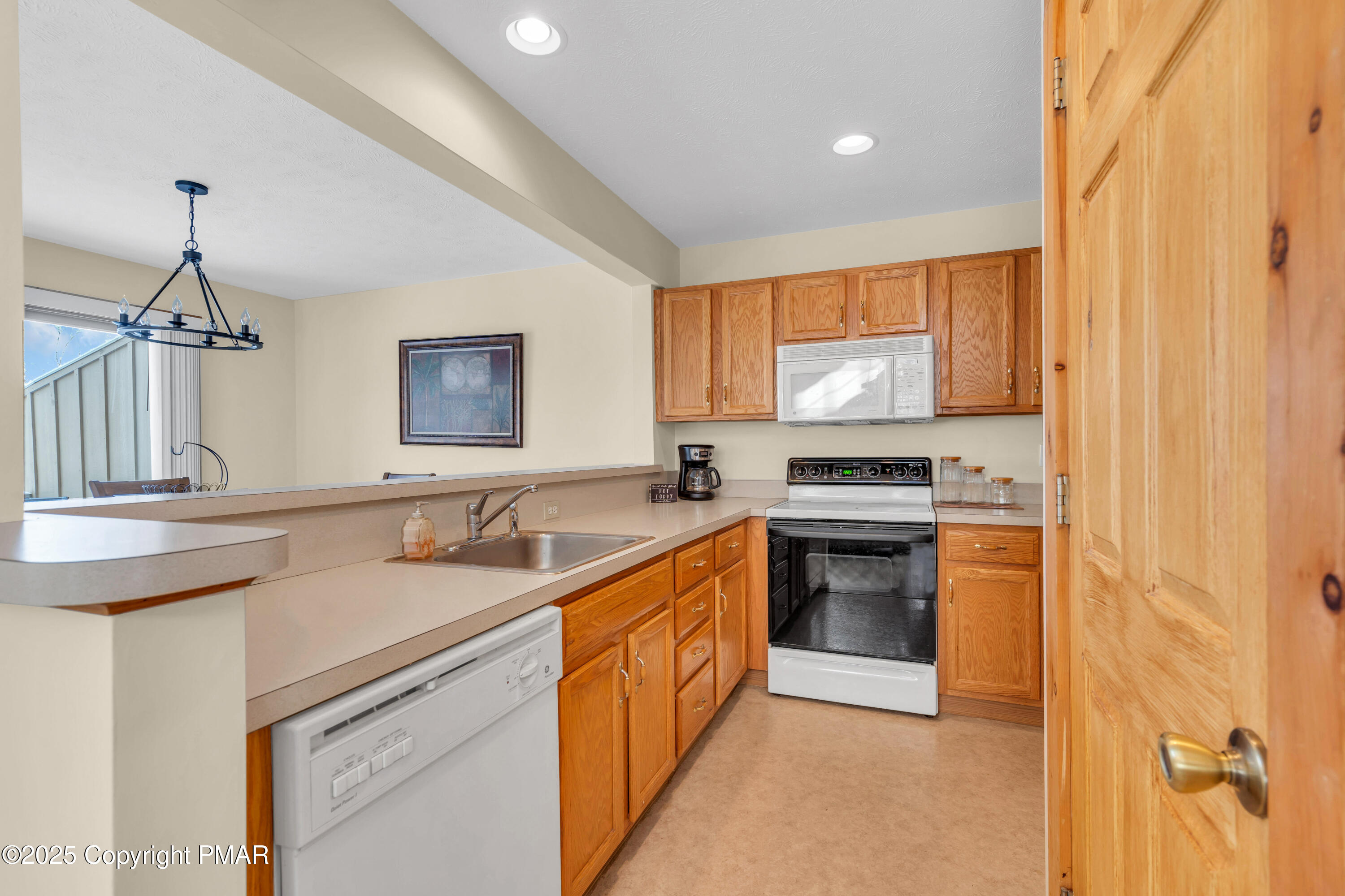 163 Pine Court, Tannersville, Pennsylvania image 15