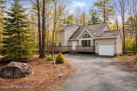 Homes For Sale - 504 Galion Drive<br/> Pike County, Tamiment, PA 18371