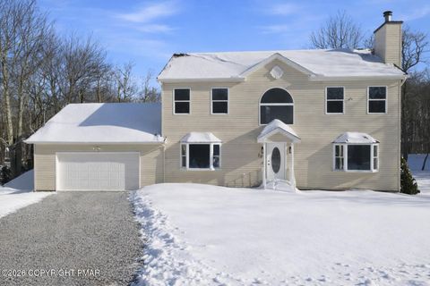 106 Greenleaf Drive Long Pond PA 18334
