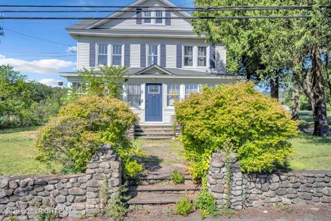 Homes For Sale - 104 Sonnys Trail<br/> Cresco, PA 18326