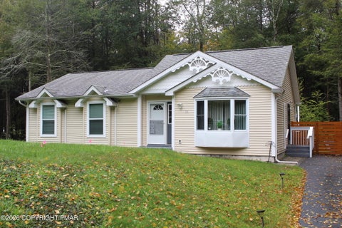 Homes For Sale - 331 Mohansic Lane<br/> Tobyhanna, PA 18466