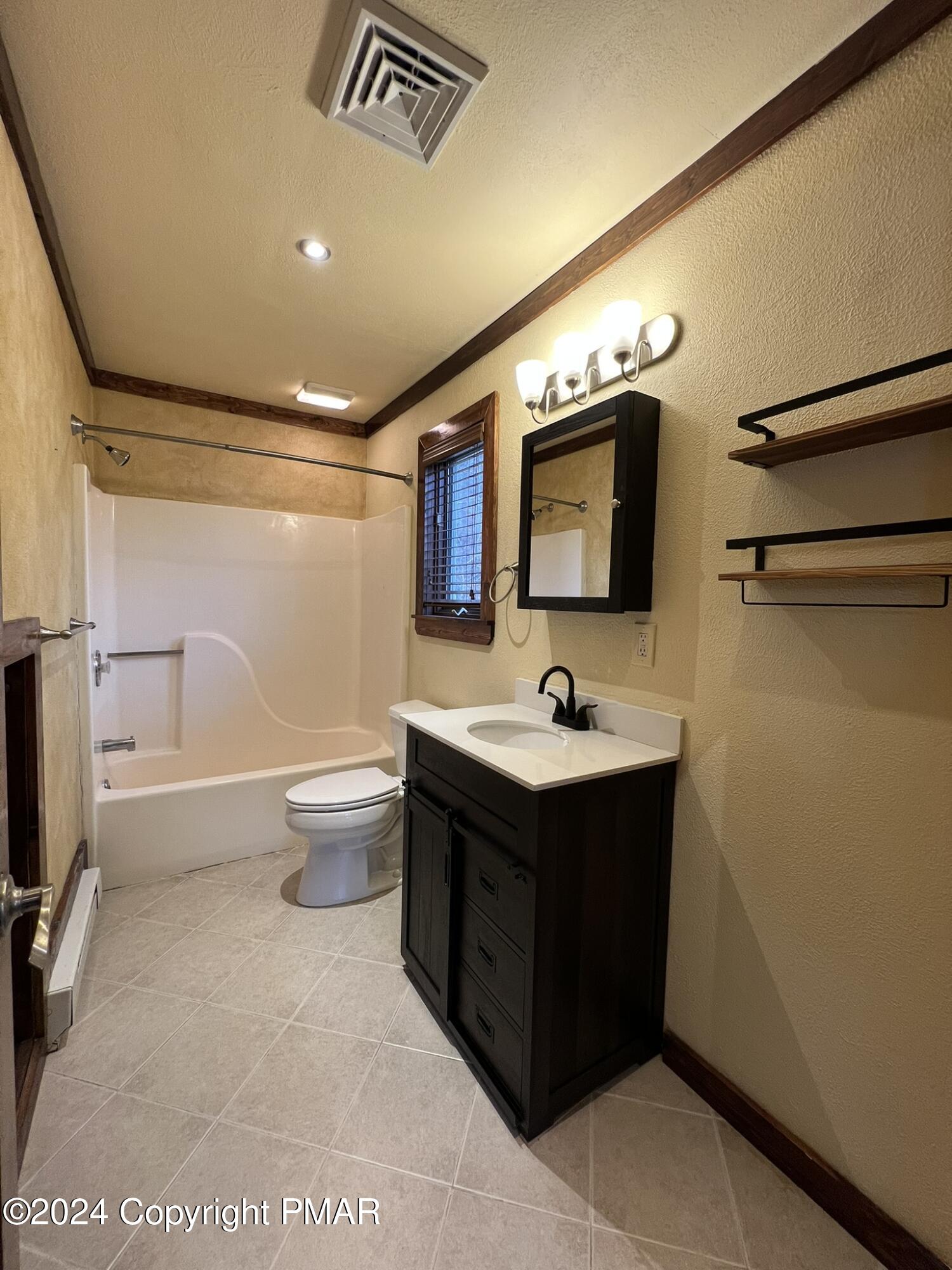 316 Hollow Road, East Stroudsburg, Pennsylvania image 32