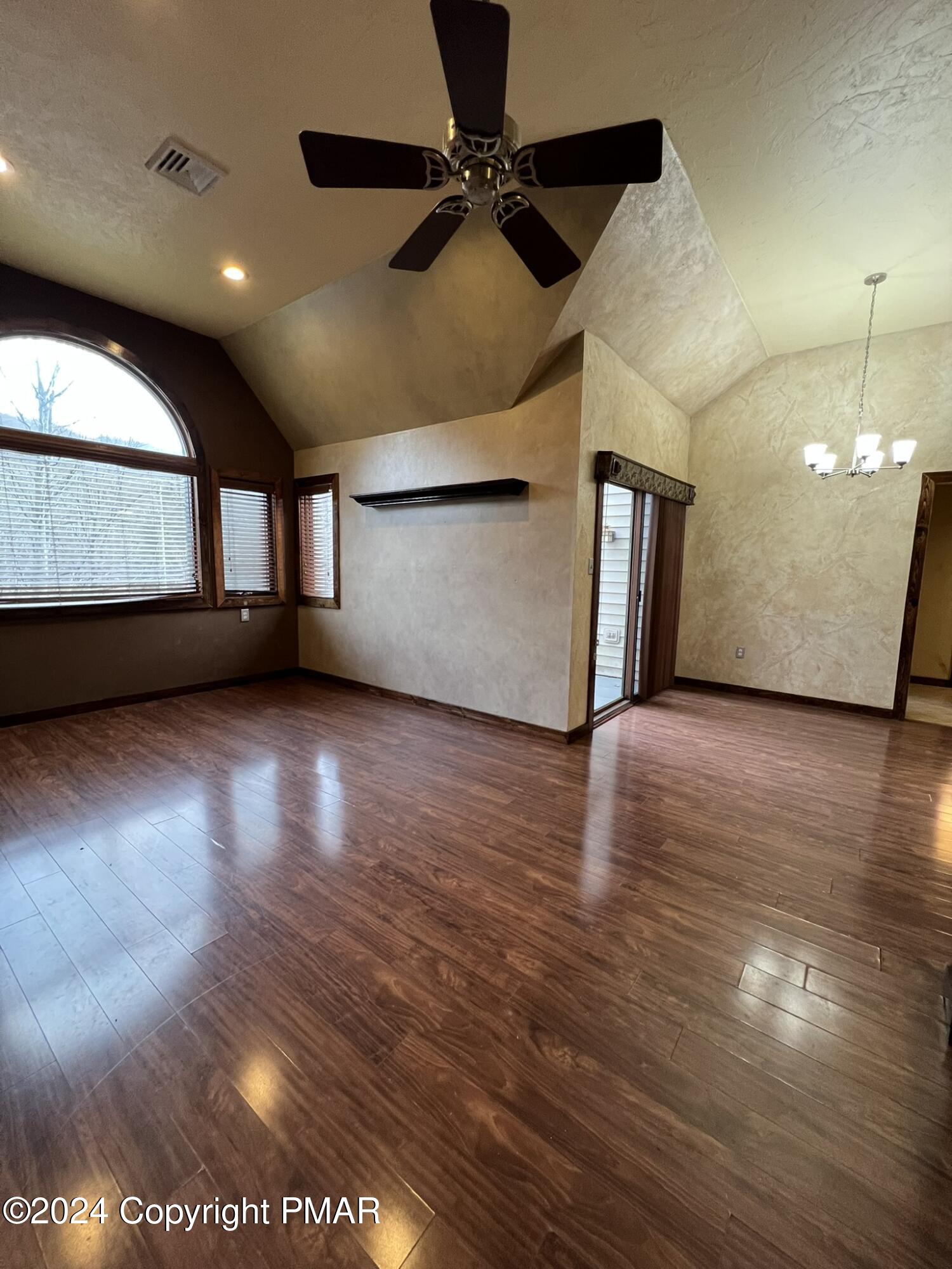 316 Hollow Road, East Stroudsburg, Pennsylvania image 28