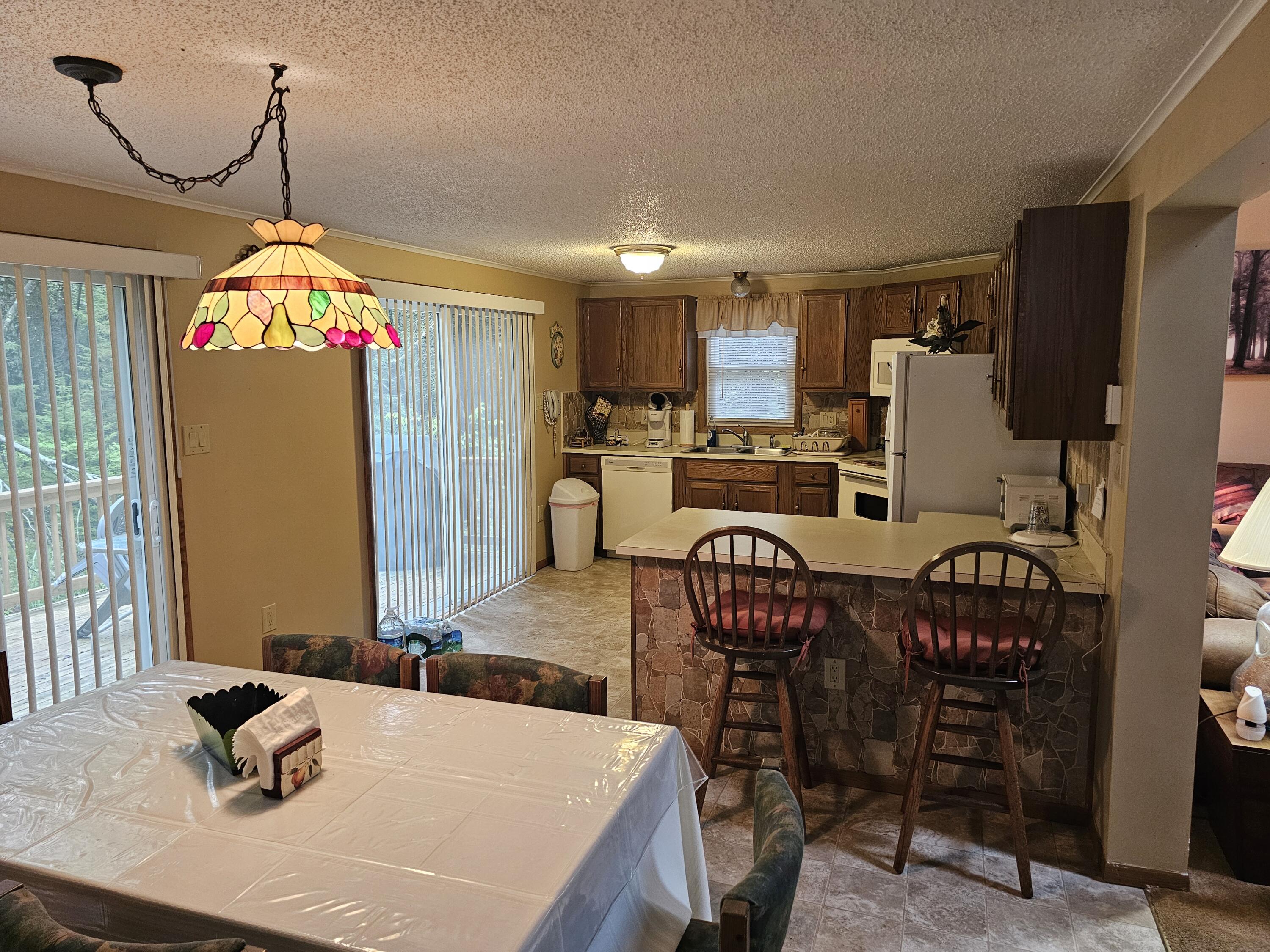 2134 Sheshequin Drive, Pocono Lake, Pennsylvania image 9