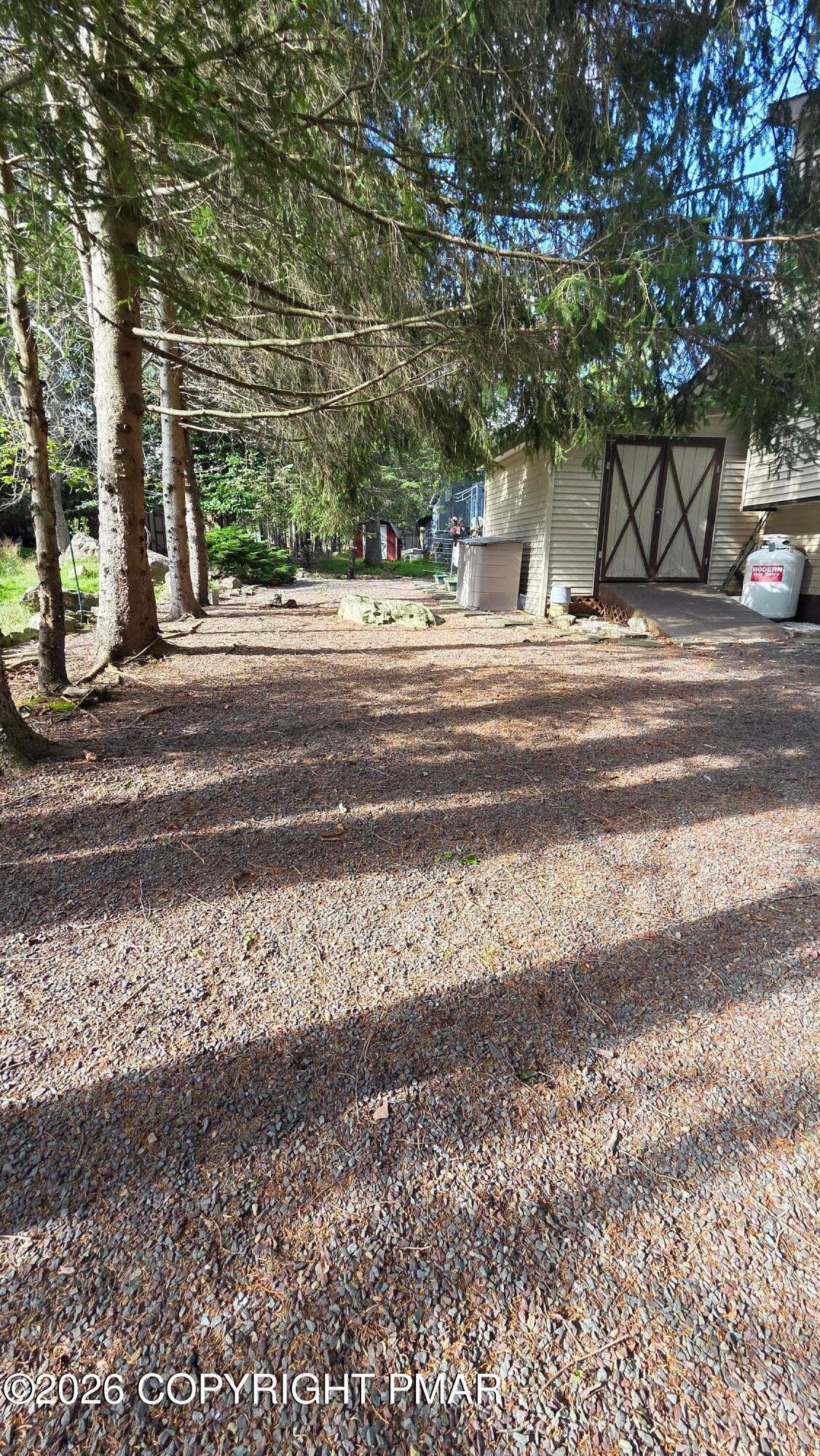 7531 Crestview Drive