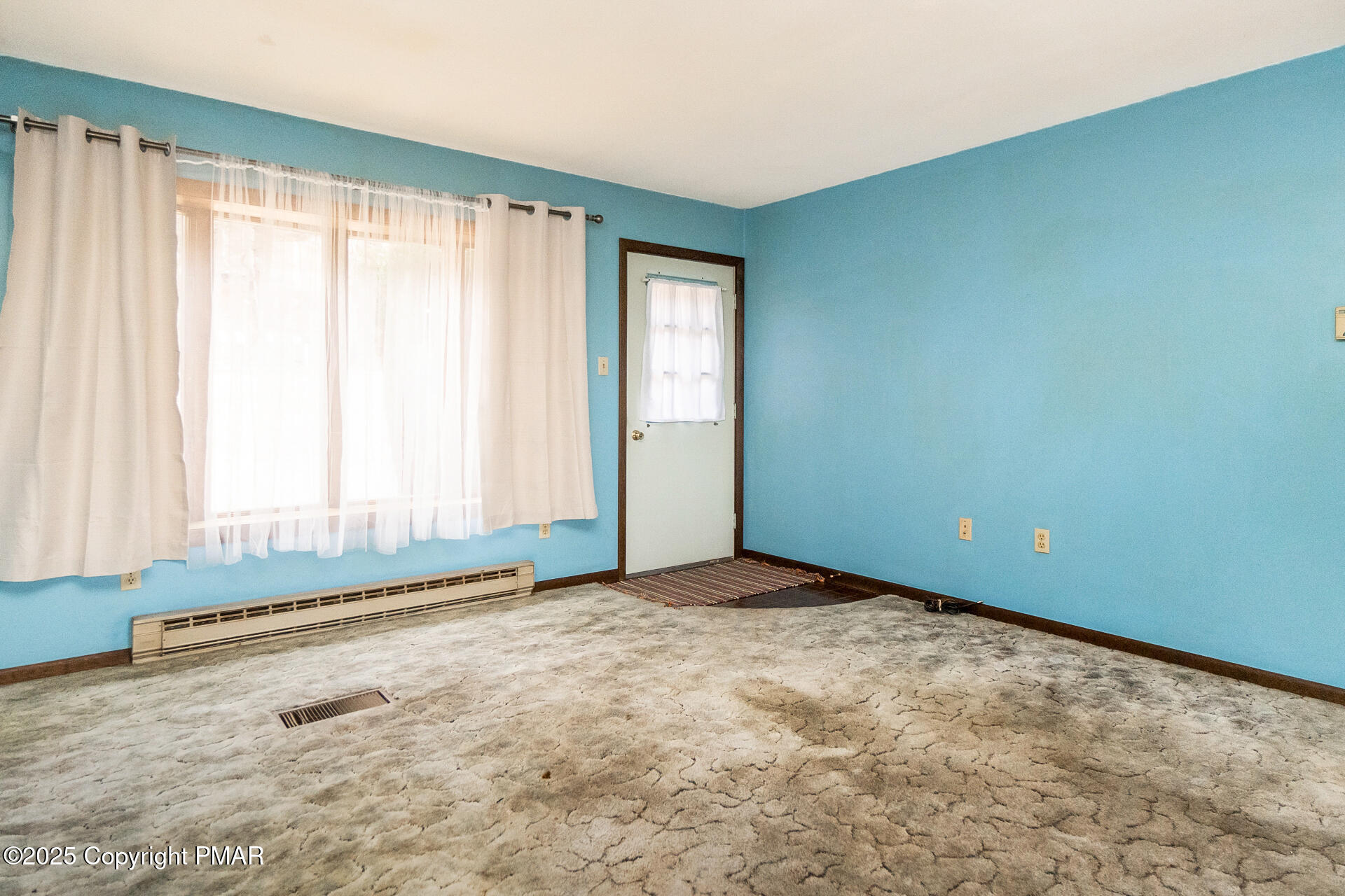 7106 Pine Court, Kunkletown, Pennsylvania image 4