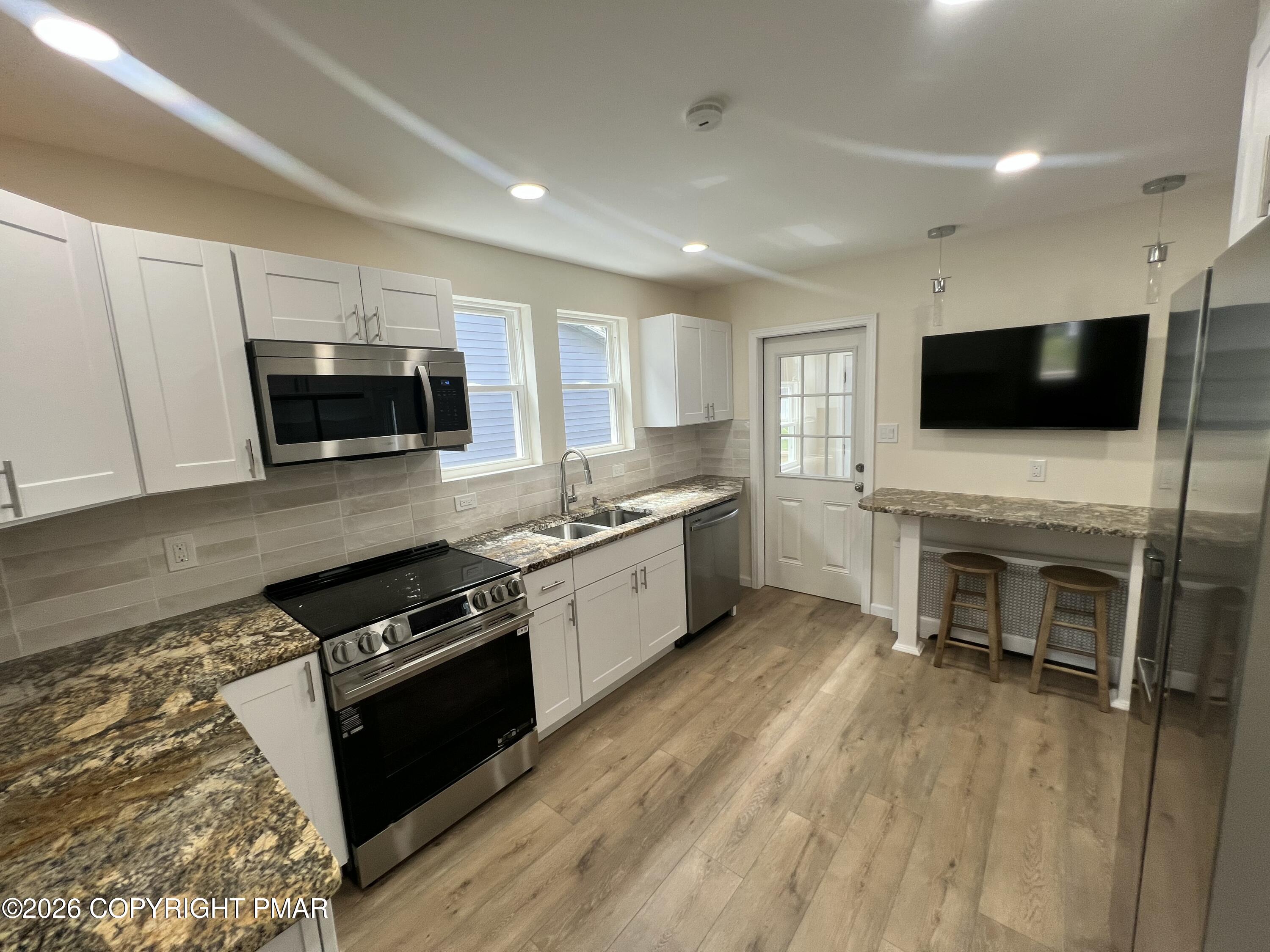 595 N Courtland Street