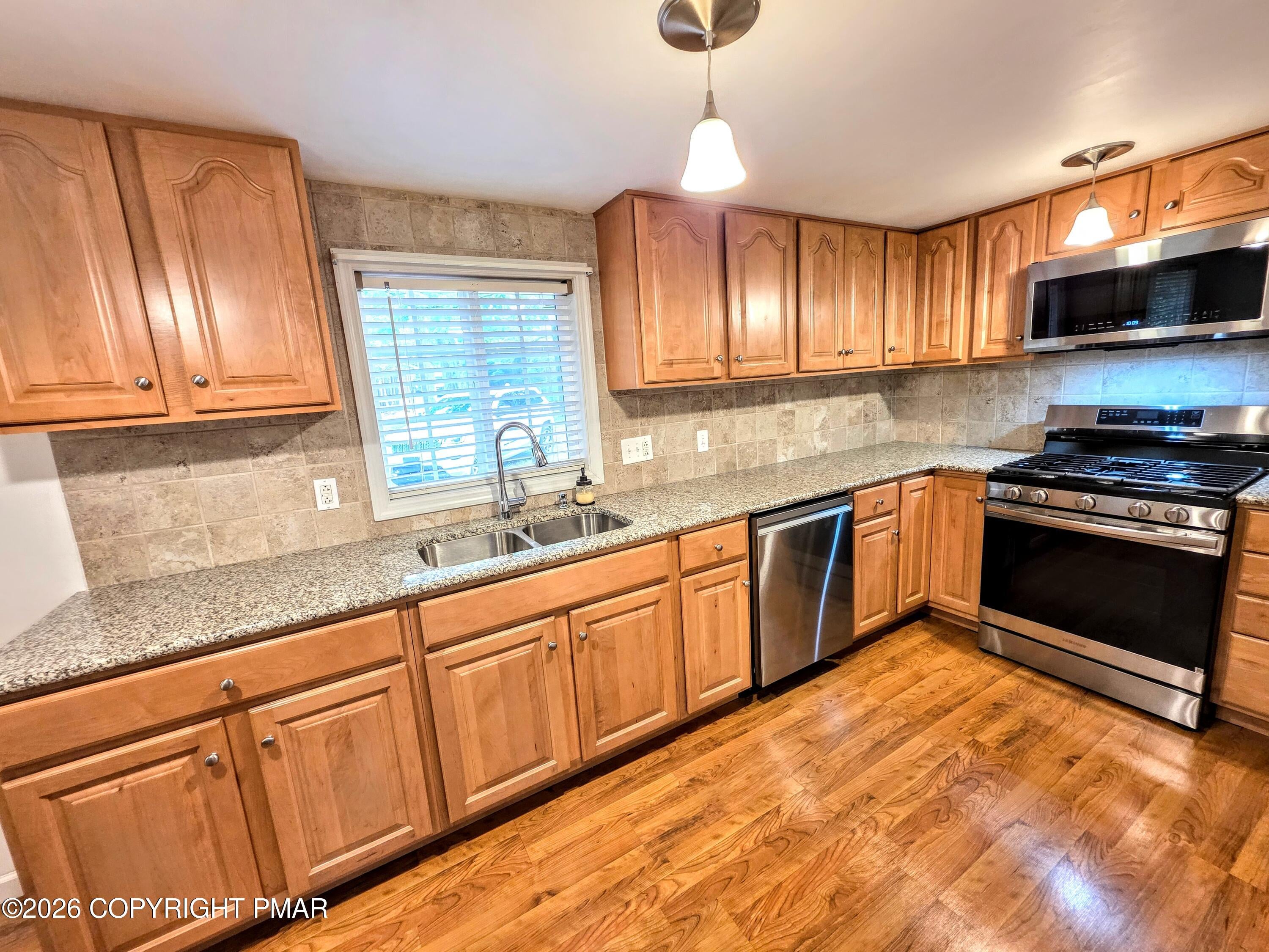 105 White Oak Drive