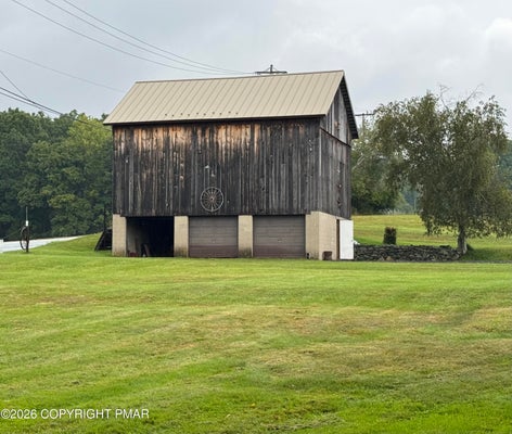 458 BRISCOE MOUNTAIN RD, DINGMANS FERRY, PA 18328 - Image 61ab45754fa32d9d3b394673f3ec2bc2/3751645646