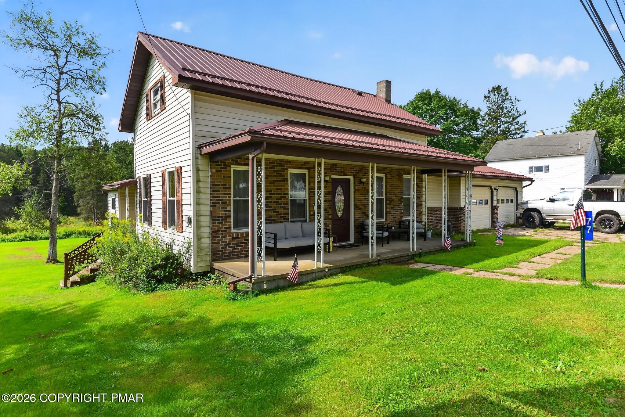 77 E Main Street