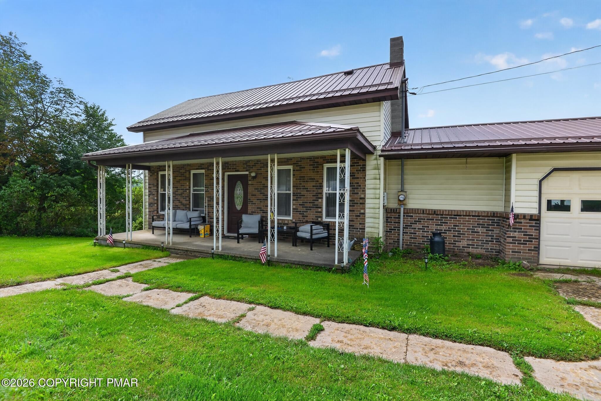 77 E Main Street