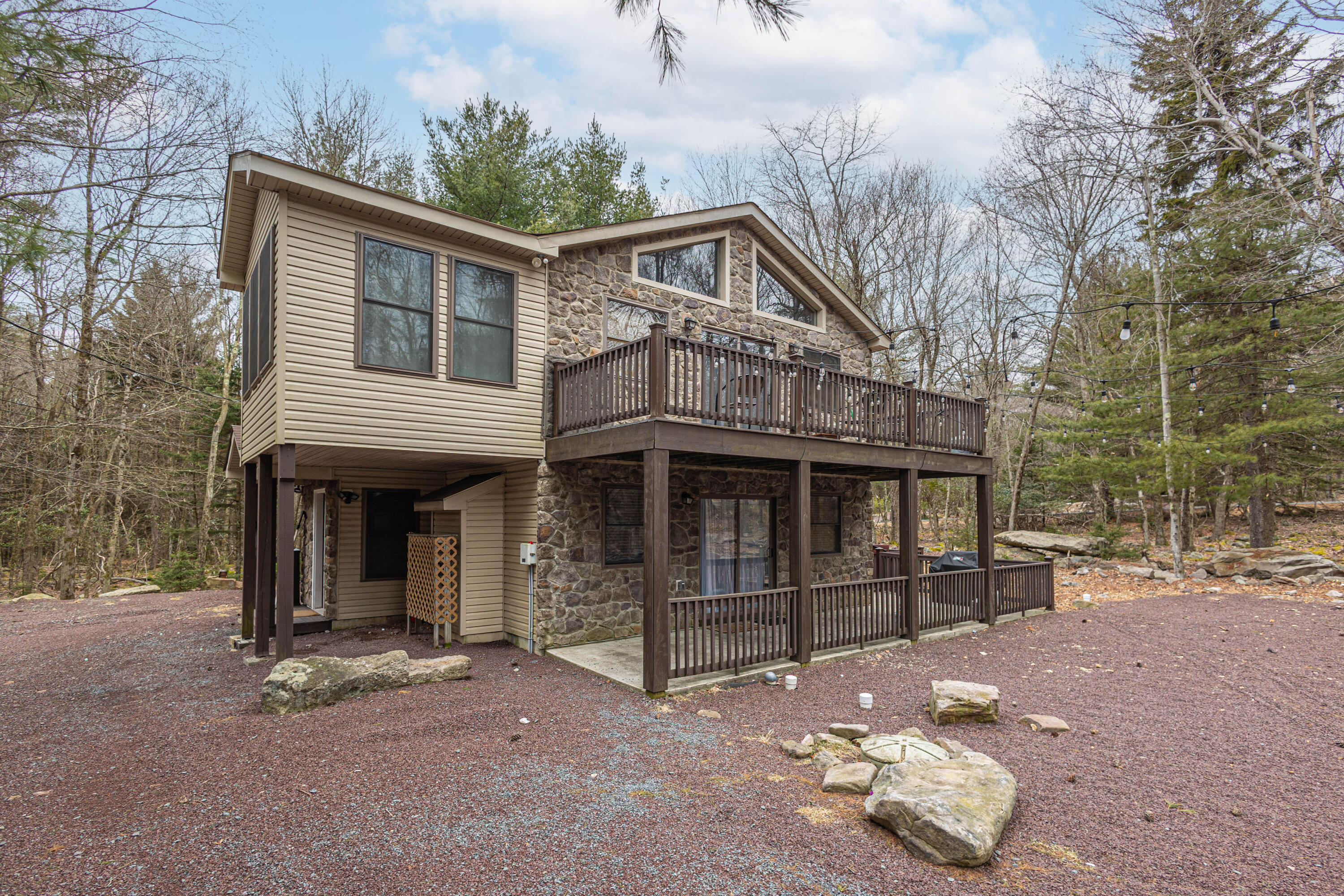 71 Lupine Drive, Lake Harmony, Pennsylvania image 1