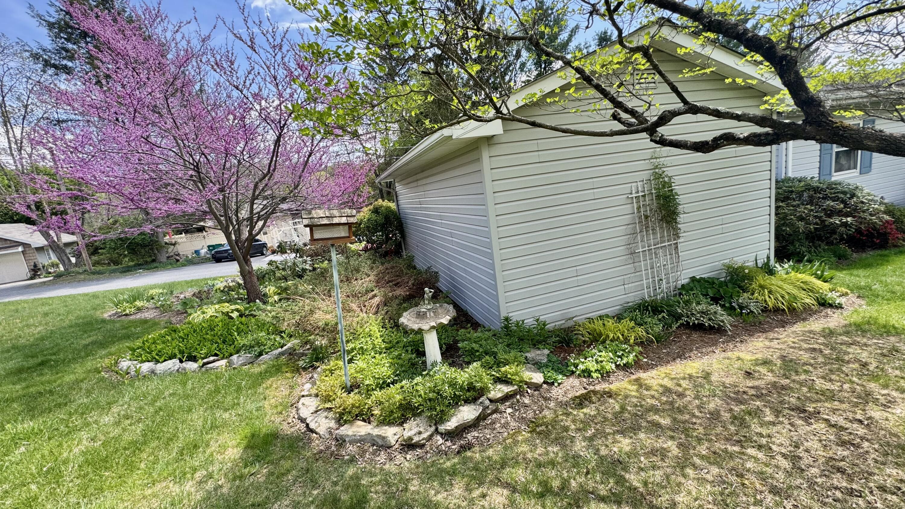 2111 Lakeside Drive, Kunkletown, Pennsylvania image 43