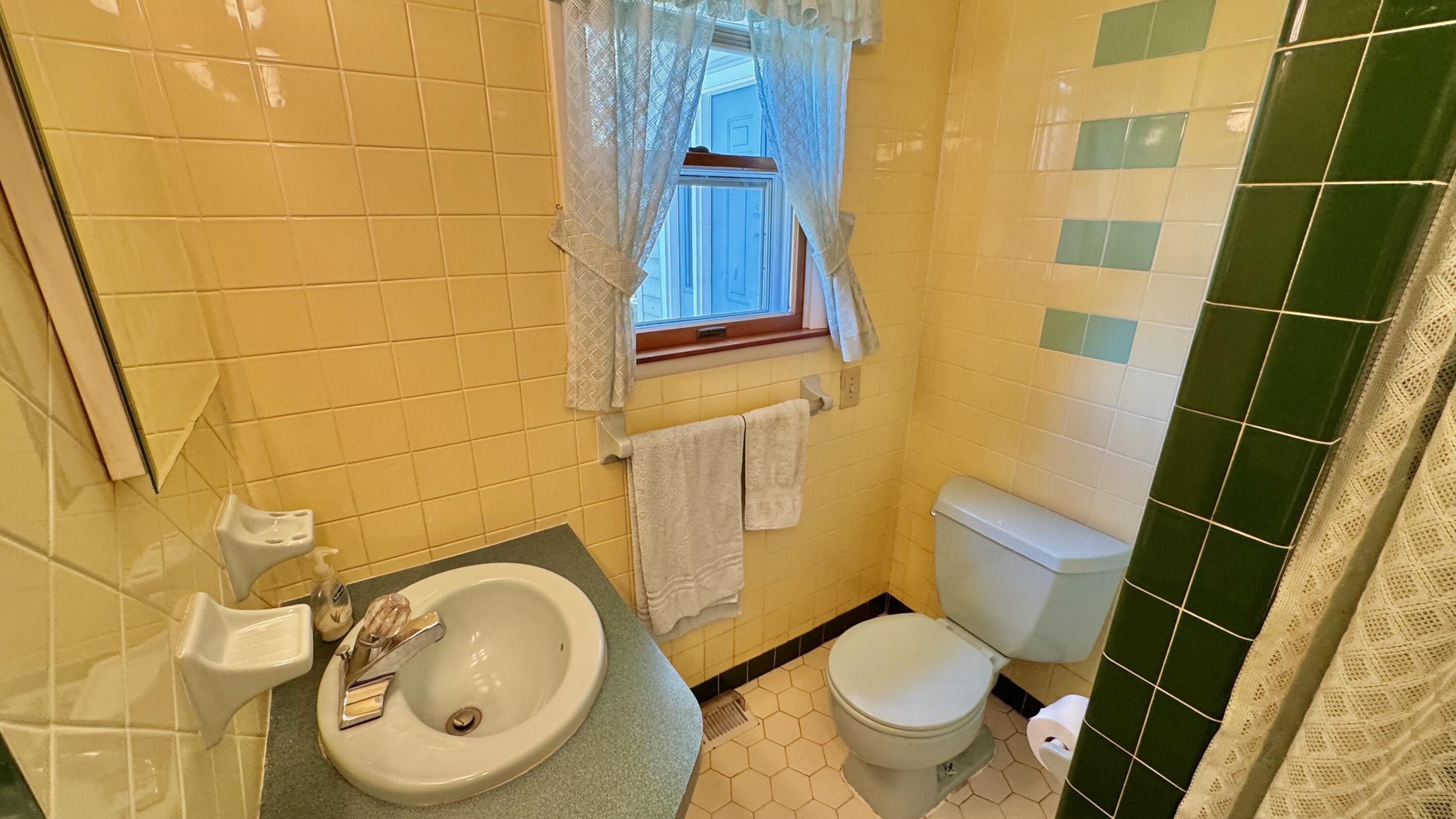 2111 Lakeside Drive, Kunkletown, Pennsylvania image 33