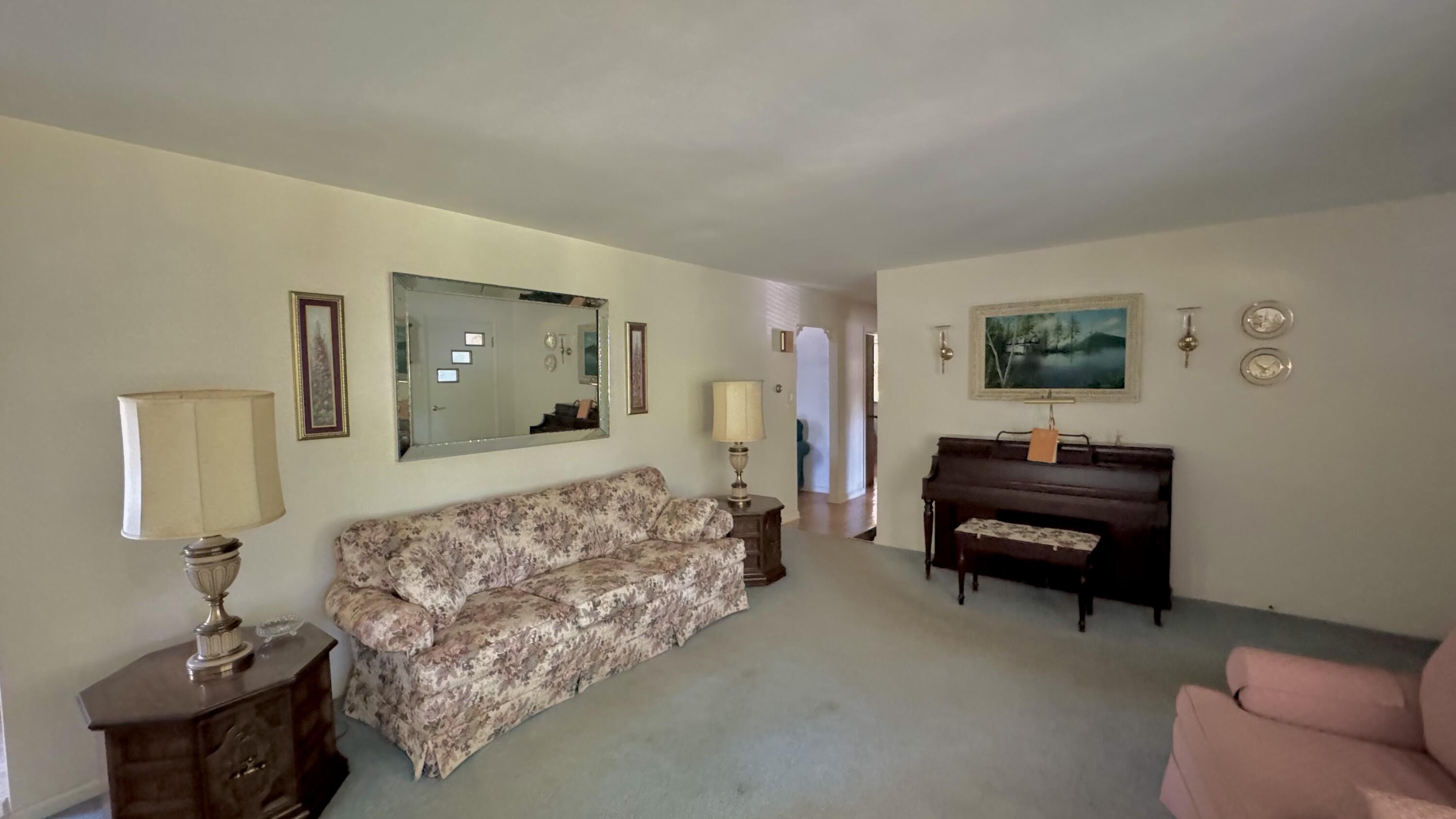 2111 Lakeside Drive, Kunkletown, Pennsylvania image 10