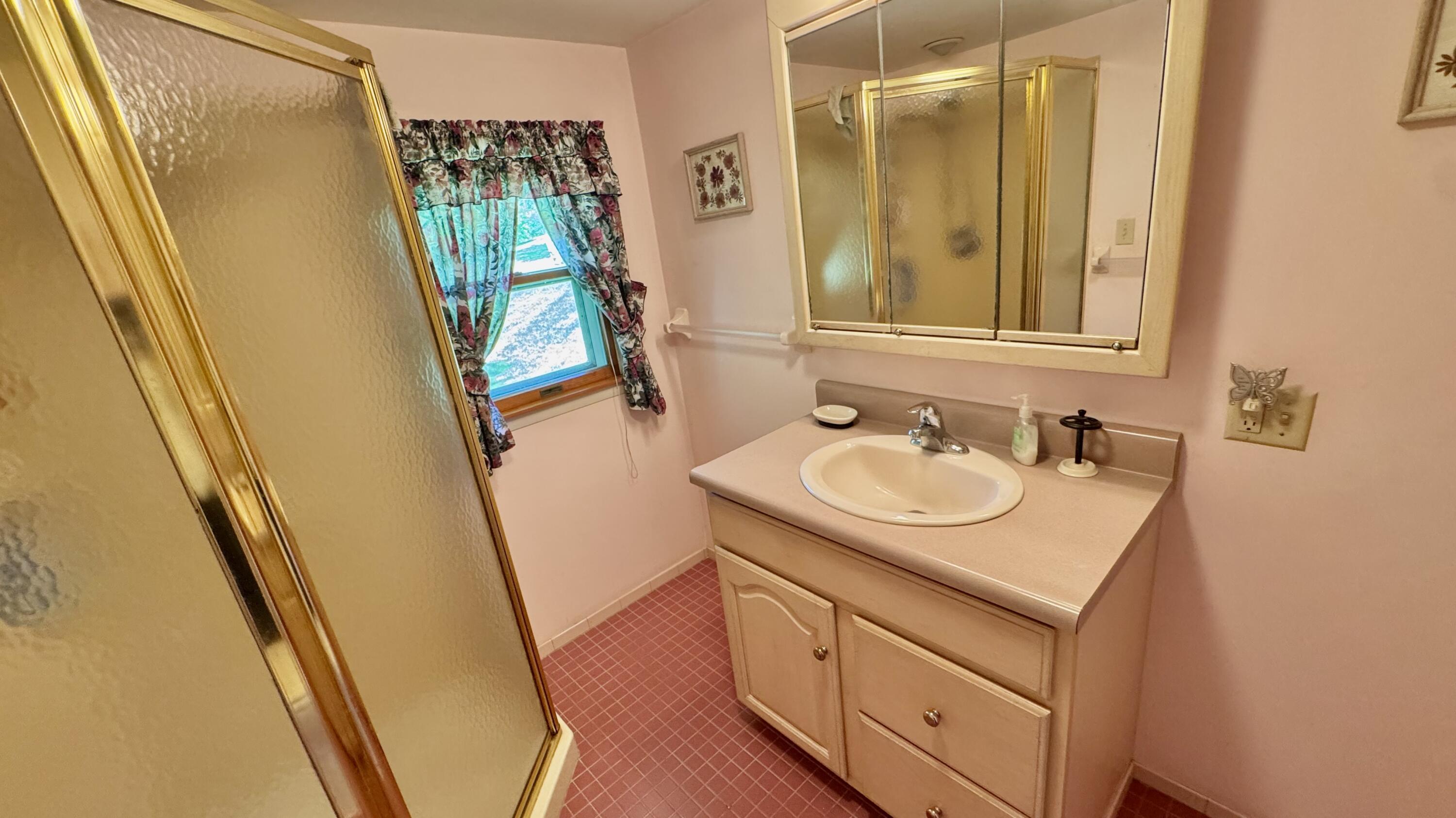 2111 Lakeside Drive, Kunkletown, Pennsylvania image 32