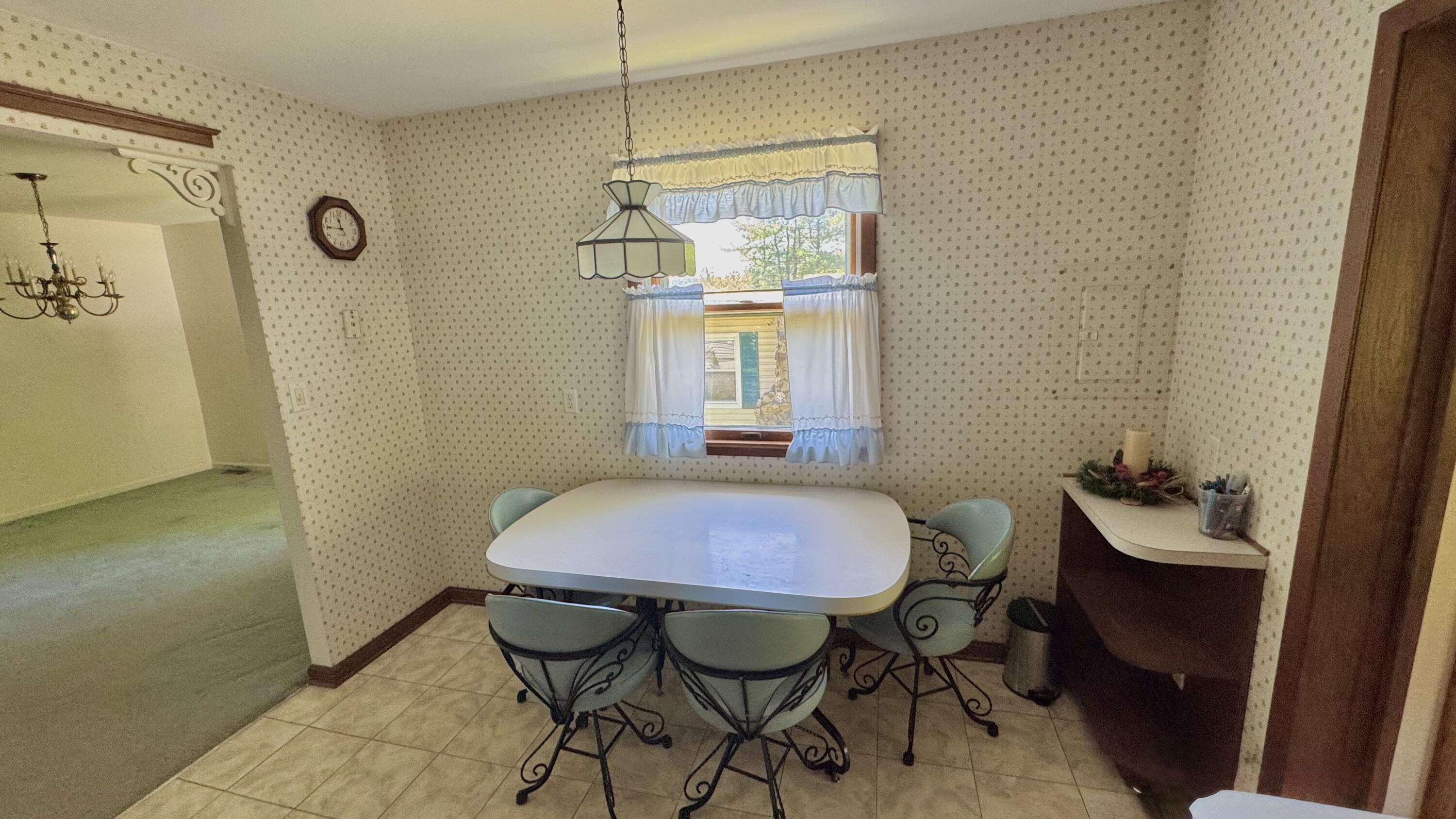 2111 Lakeside Drive, Kunkletown, Pennsylvania image 24