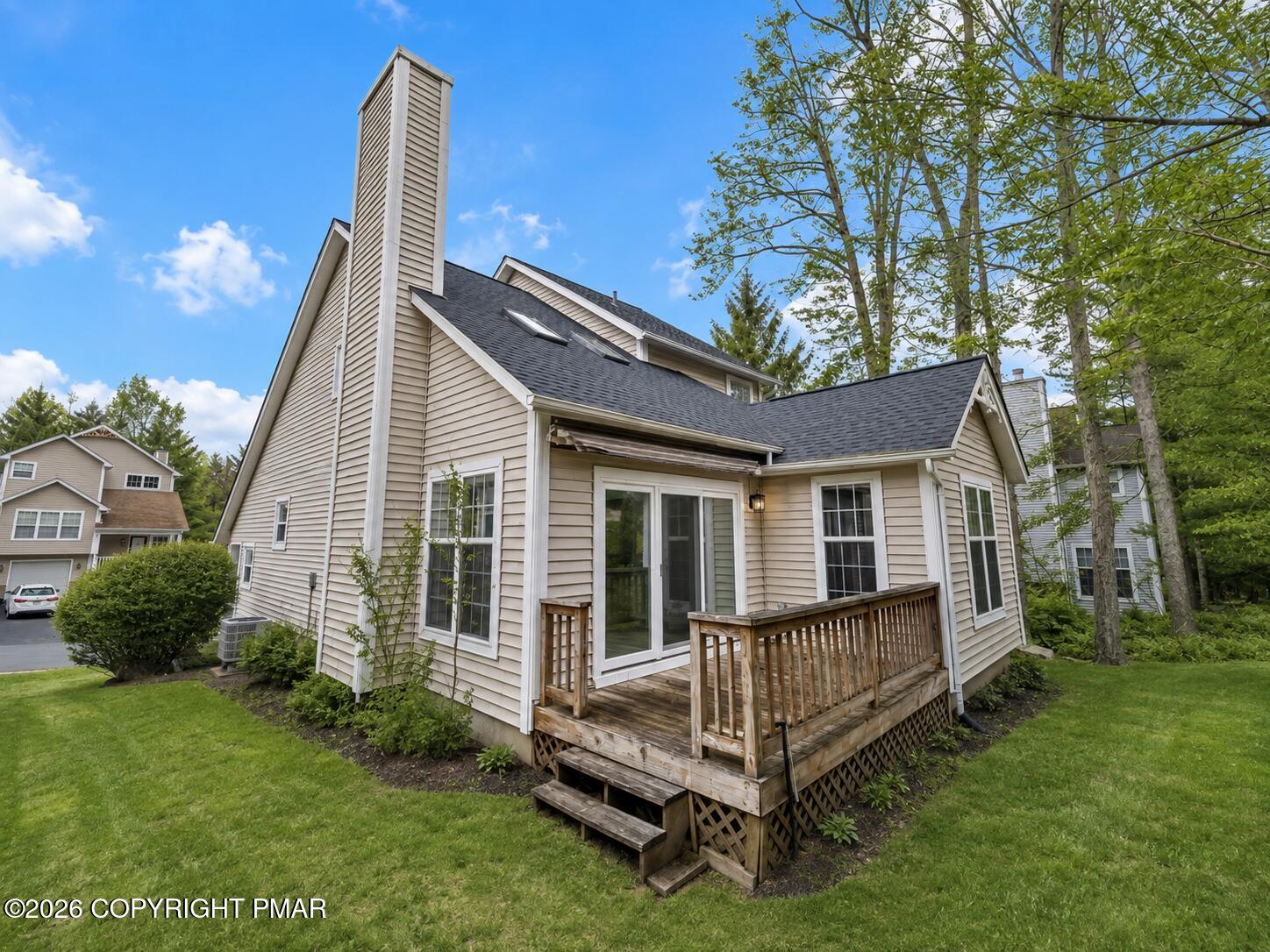212 Hawthorne Village Court