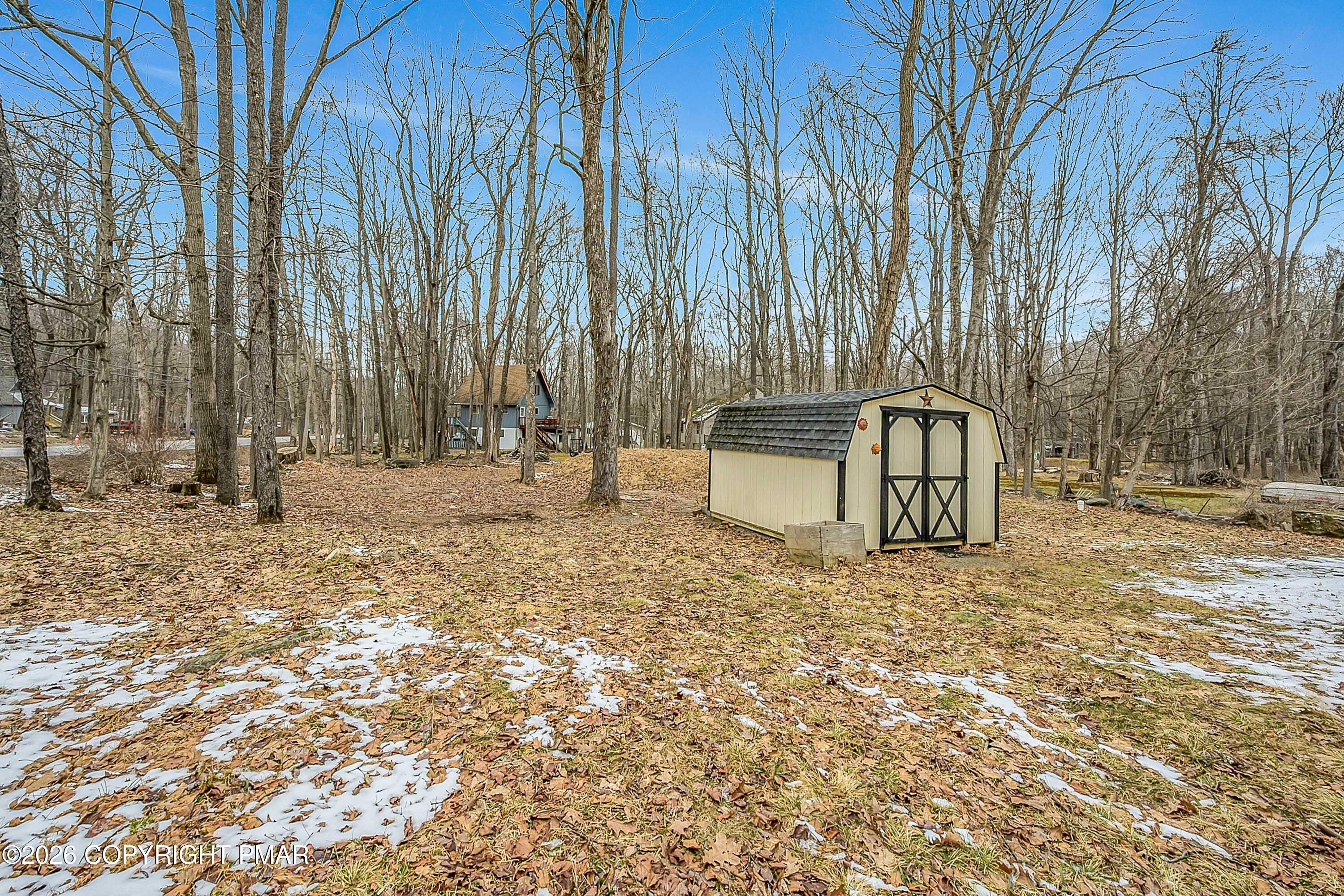 1505 Lake Lane