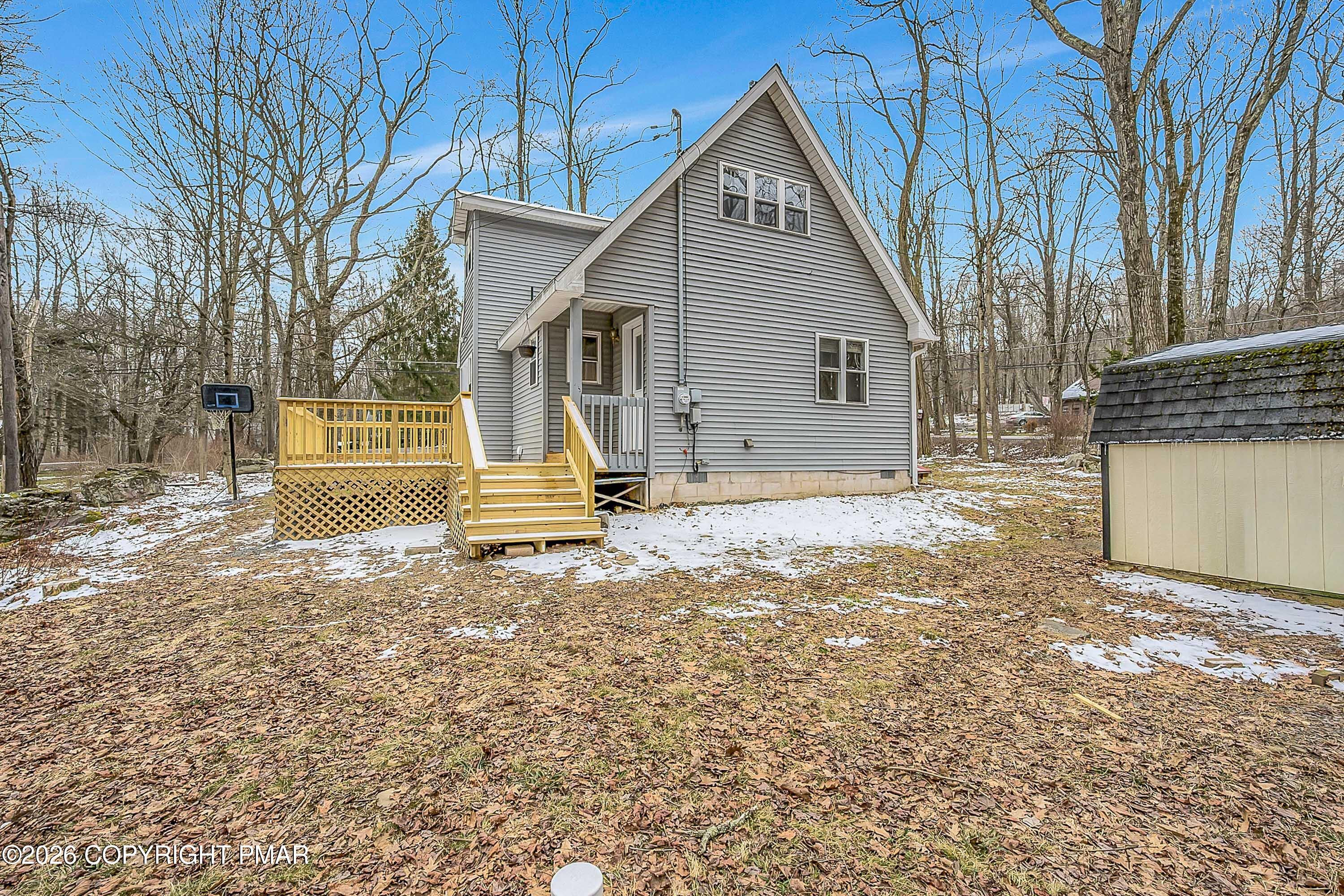 1505 Lake Lane