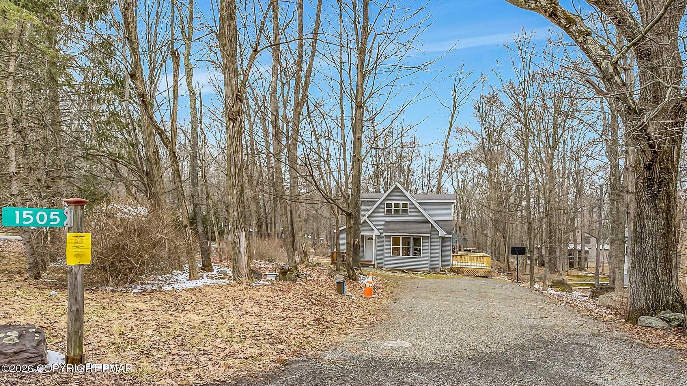 1505 Lake Lane
