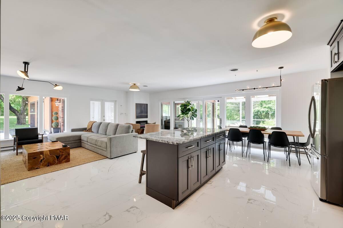 6249 Paradise Valley Road, Cresco, Pennsylvania image 9