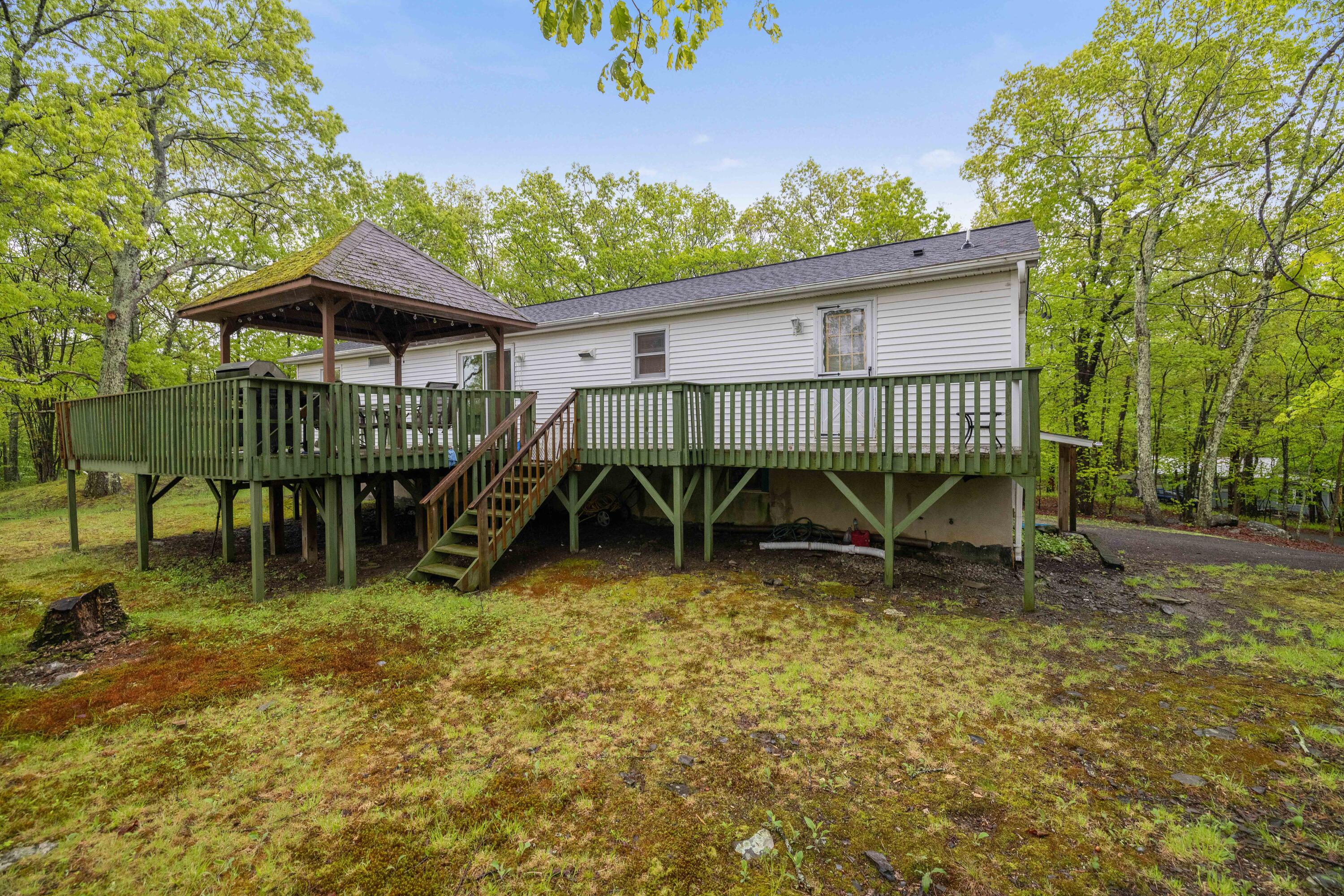 198 Castle Drive, East Stroudsburg, Pennsylvania image 41