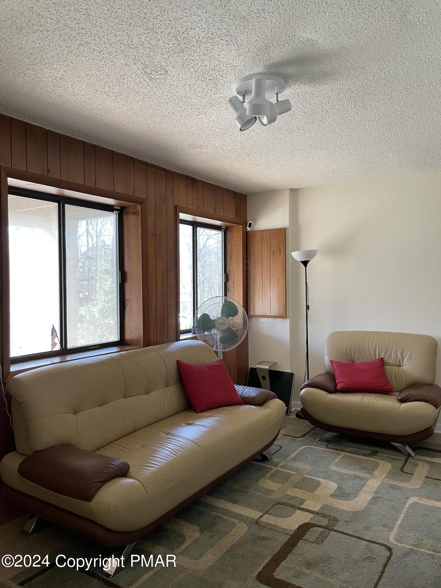 6151 Decker Road, Bushkill, Pennsylvania image 12
