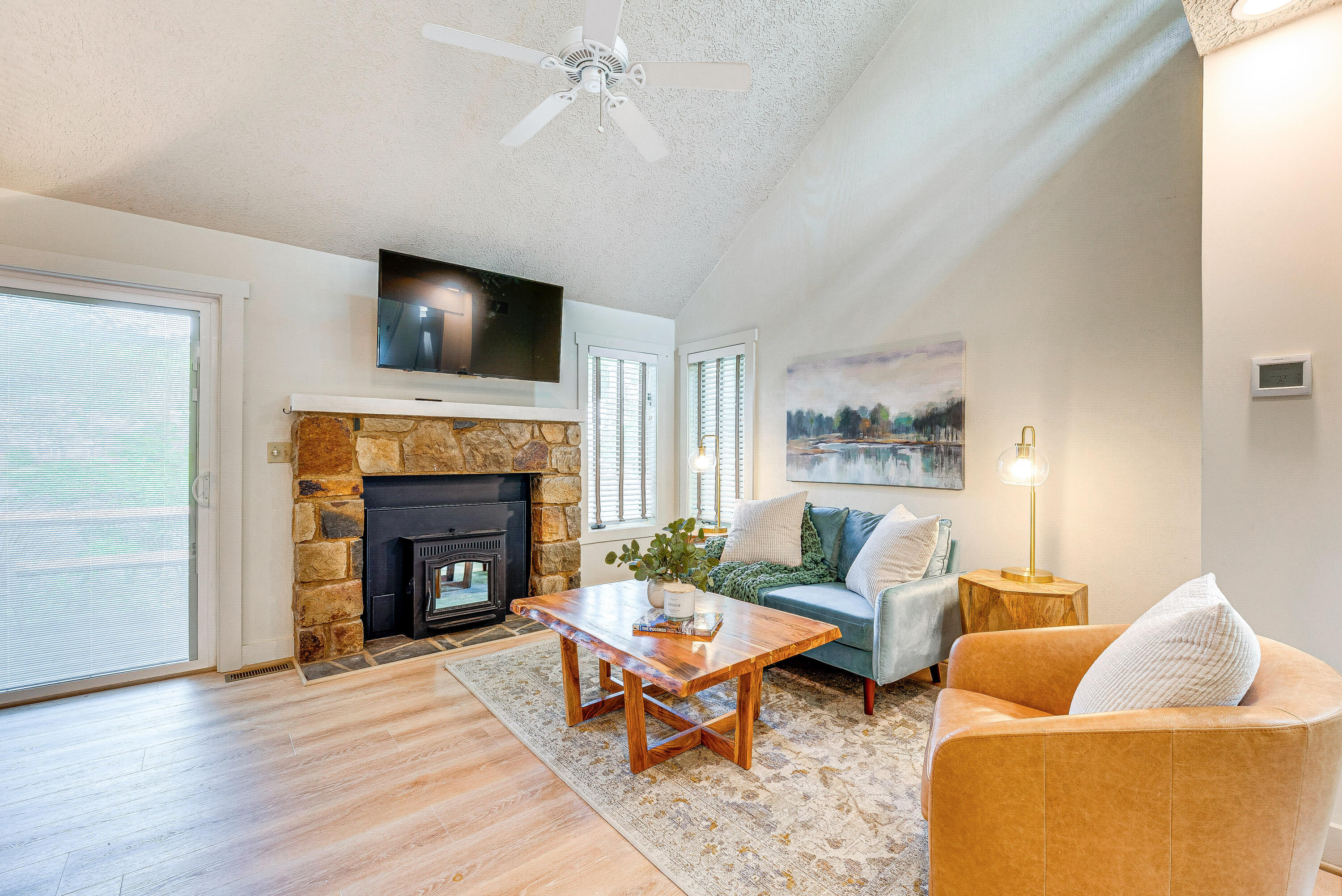66 Snow Ridge Circle, Lake Harmony, Pennsylvania image 5