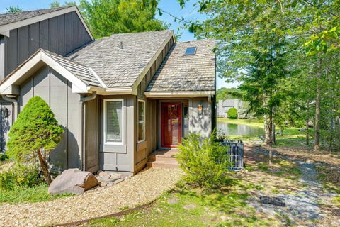 66 Snow ridge Circle Lake Harmony PA 18624