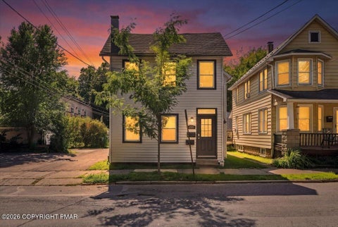 Multifamily For Sale - 211 N 8th Street<br/> Stroudsburg, PA 18360