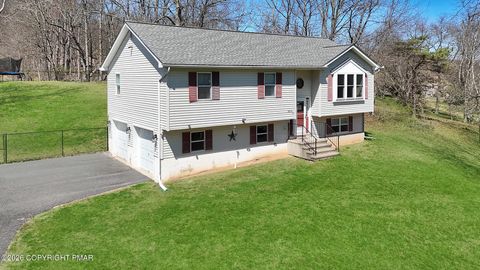 140 Woods Crossing Saylorsburg PA 18353