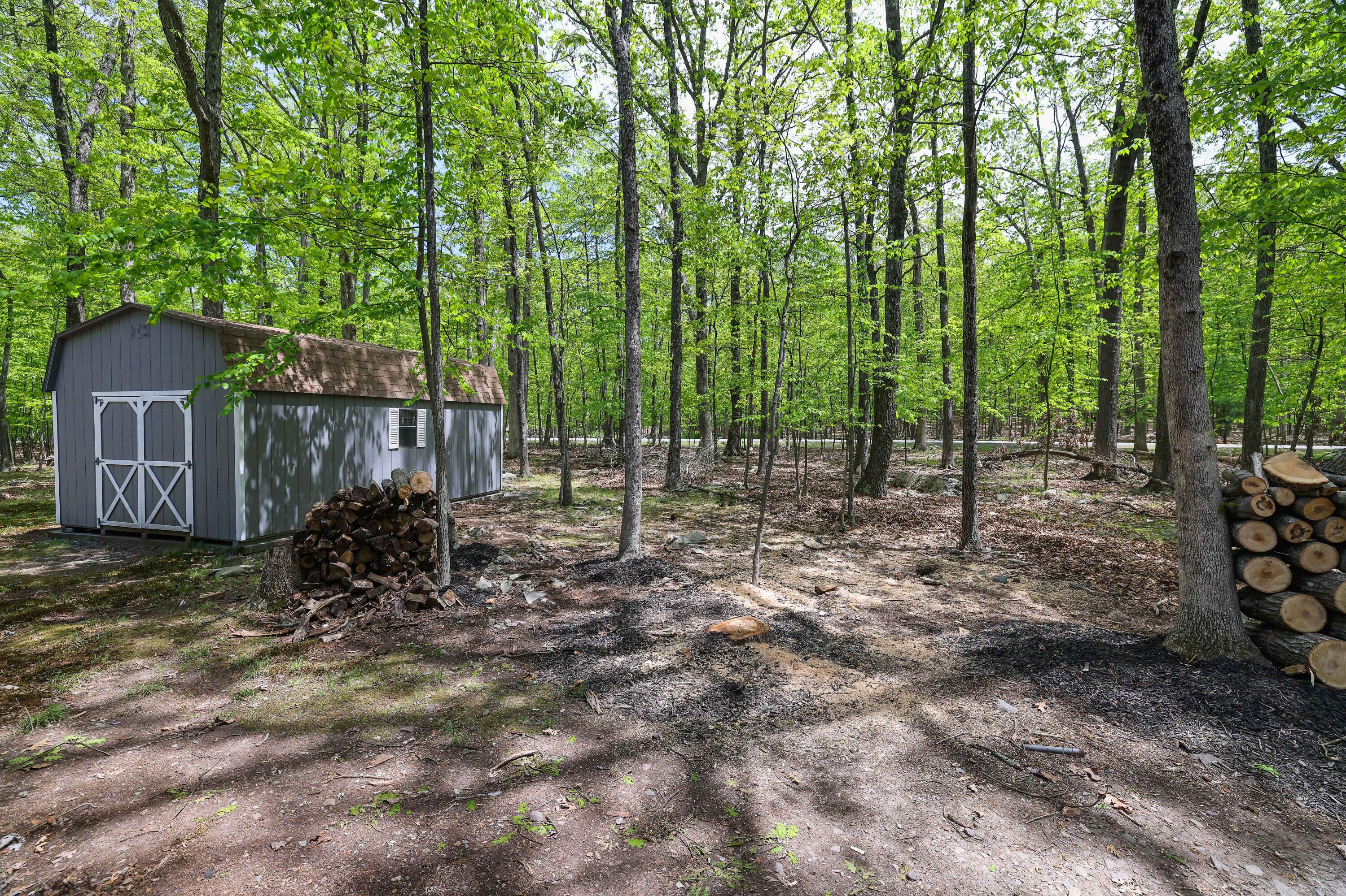 8210 Pine Grove Drive, East Stroudsburg, Pennsylvania image 39